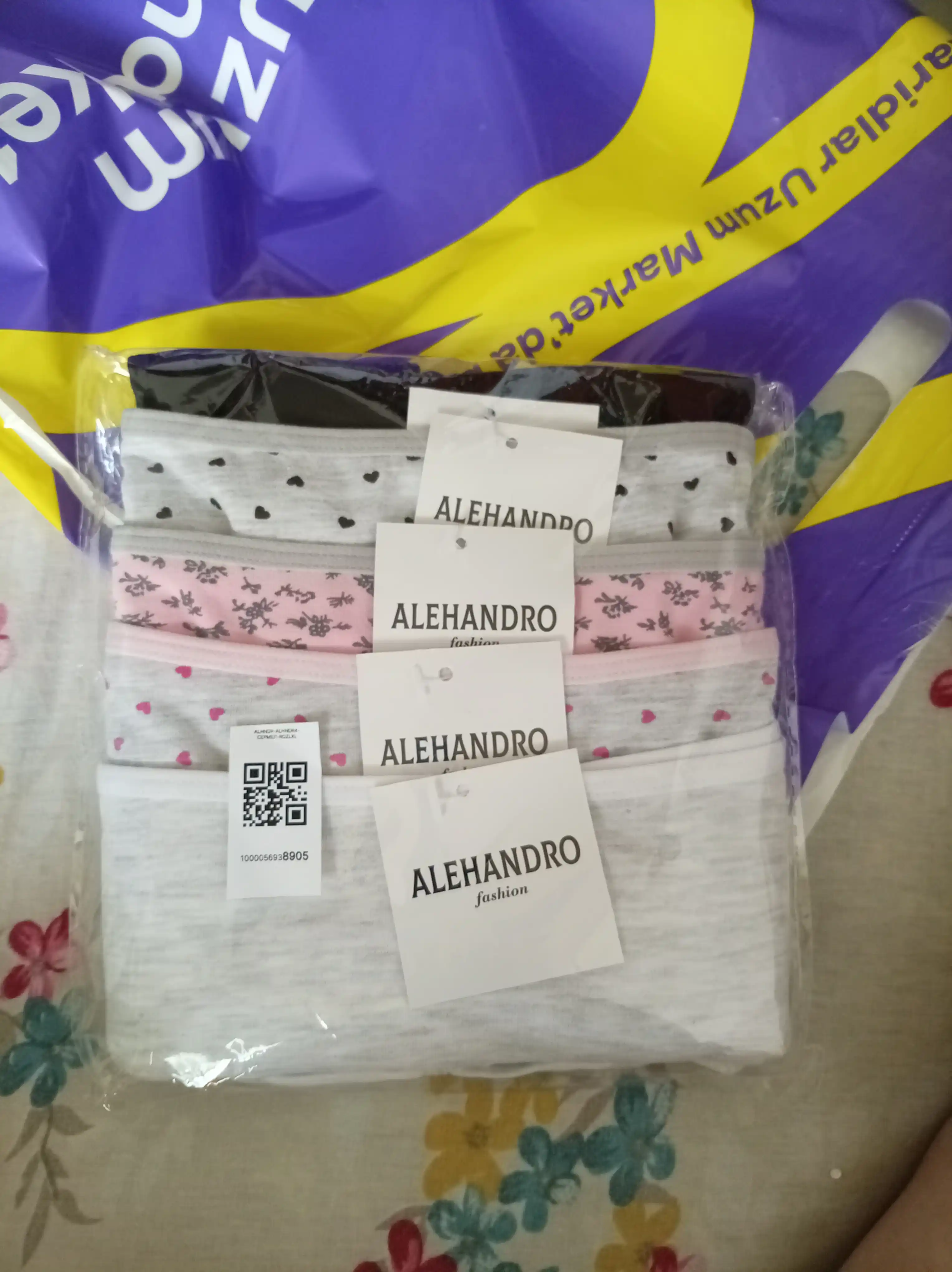 Ayollar trusiklari, paxta, to'plamda 5 dona, ichki kiyim