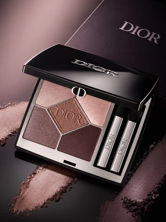 Universal ko‘z teni paletkasi, uzoq muddatli natija-Dior Diorshow 669 soft cashmere