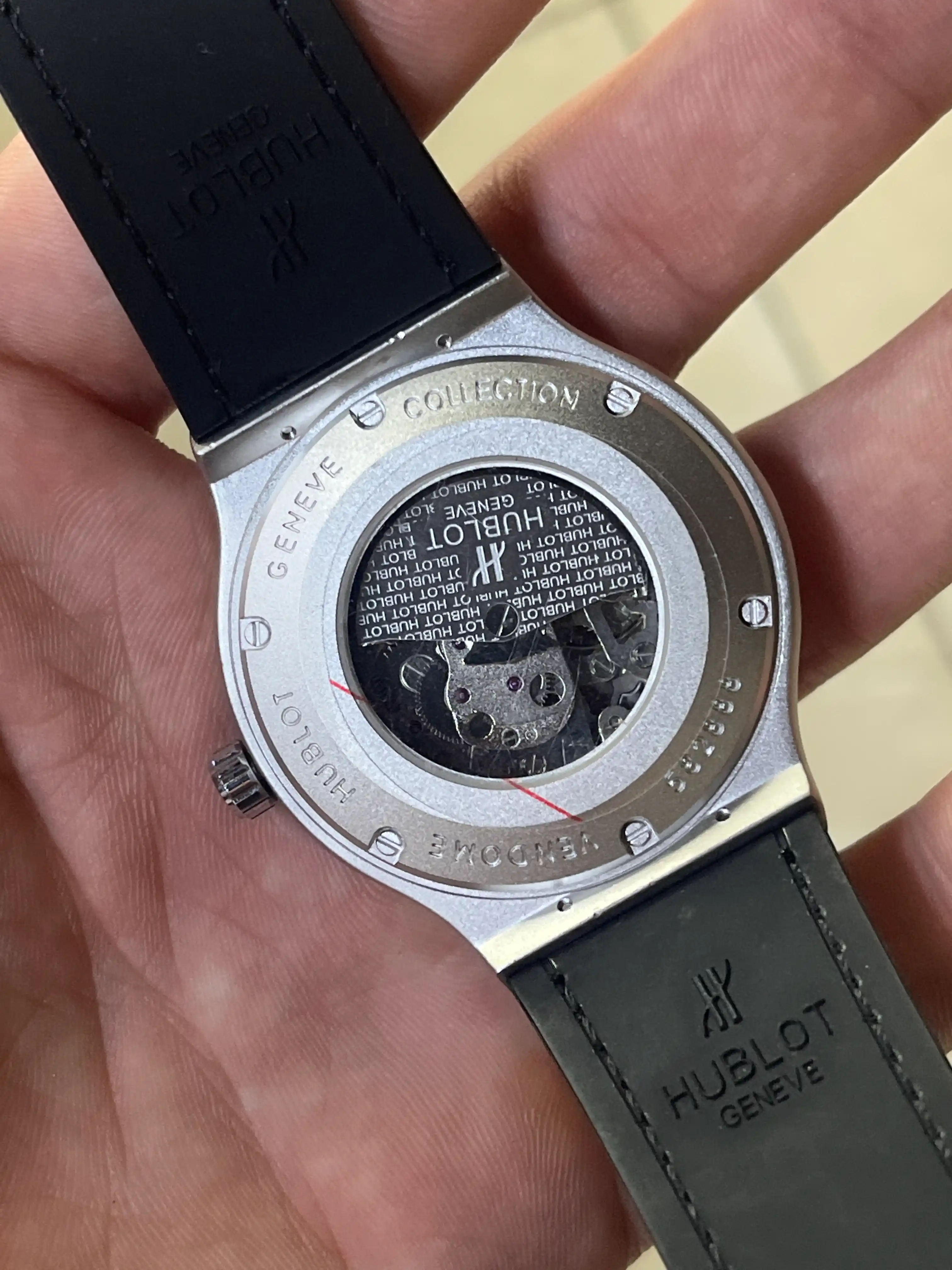 Erkaklar qo‘l soati, Hublot, yapon mexanizmi, open heart mexanikasi, yoqut shisha, klassik