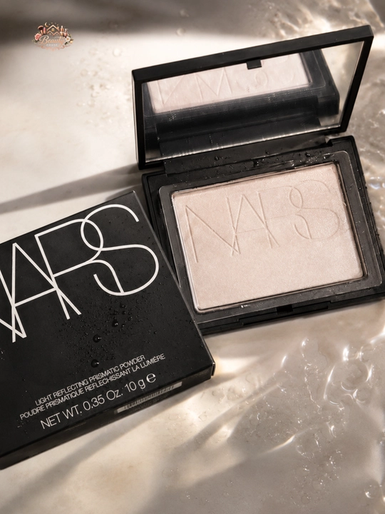 Фиксирующая пудра для лица с естественным сиянием NARS Prismatic Powder Stardust 10 г - 