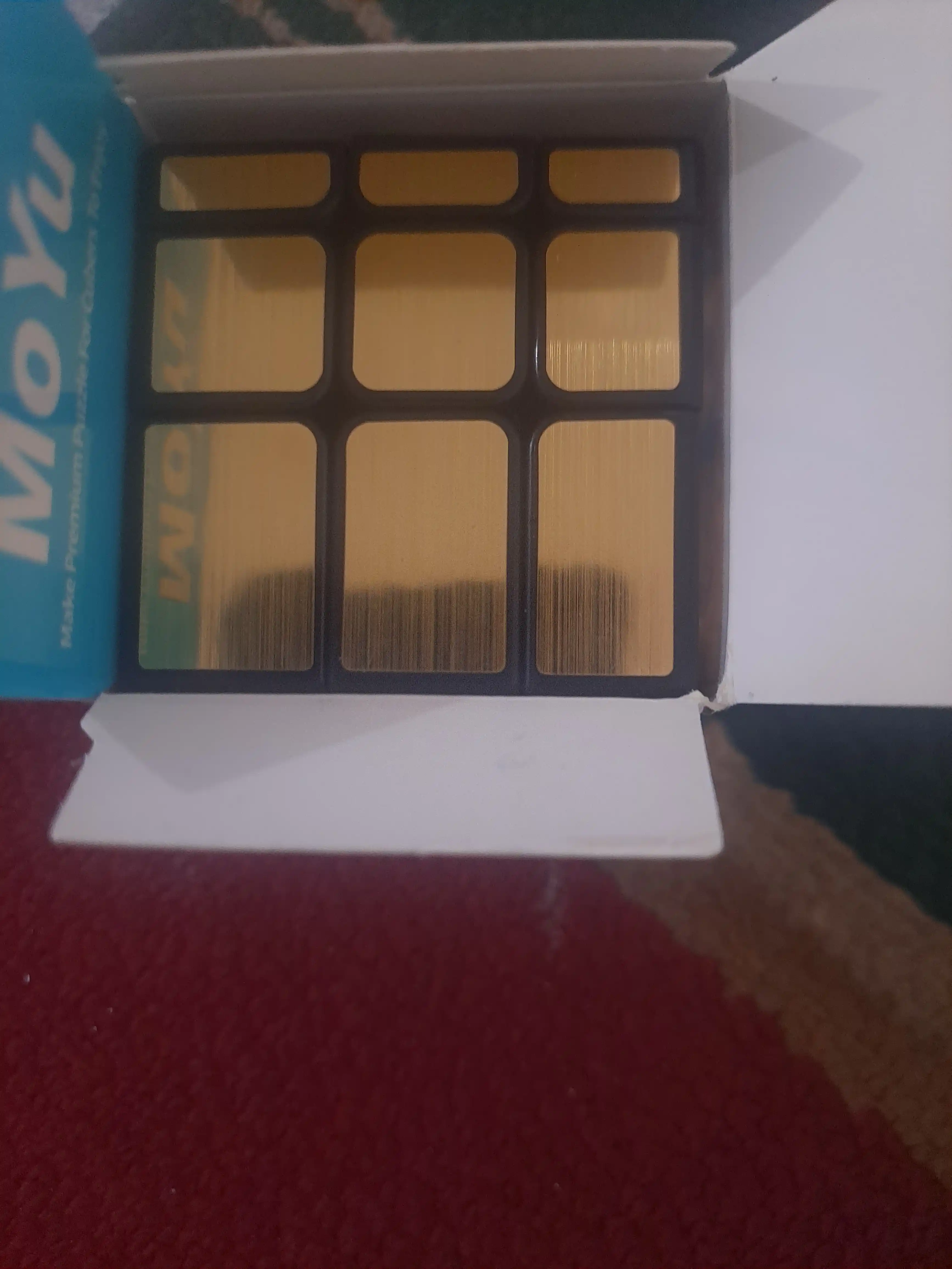 Ko‘zguli kubik rubik - shaklini o‘zgartiruvchi boshqotirma