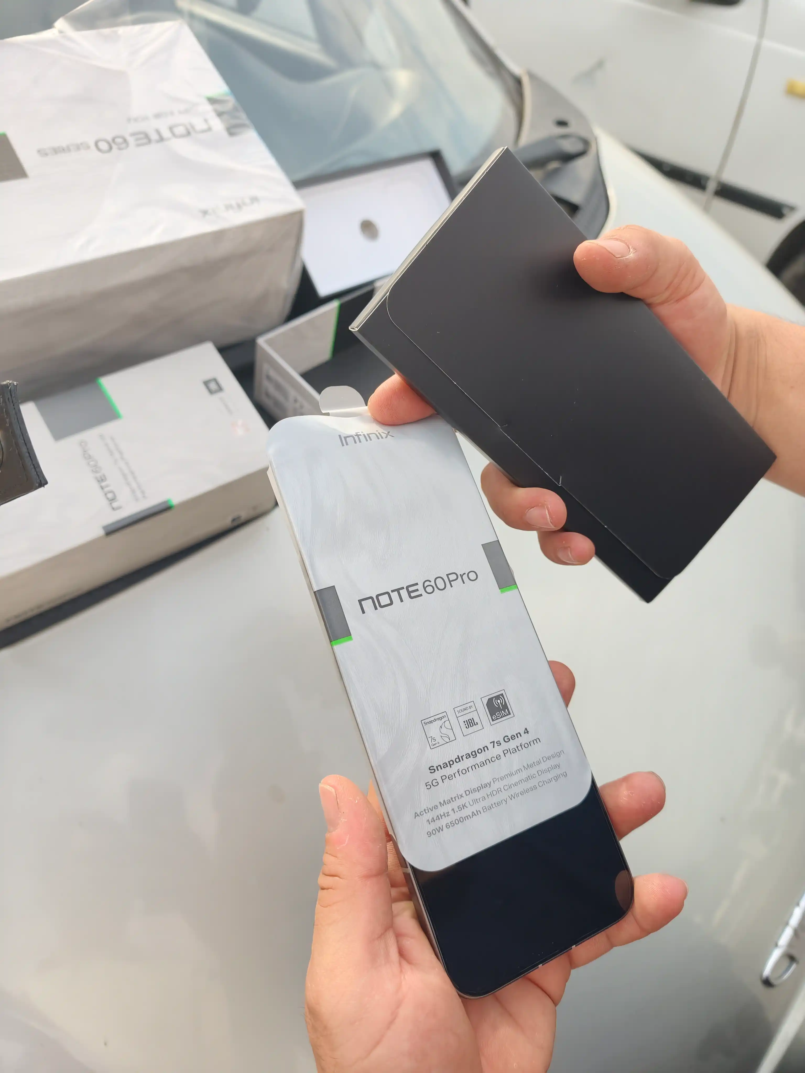 Infinix NOTE 60 Pro 5G smartfoni, 12/256 GB, Snapdragon 7s 4-avlod, 6500 mA/soat