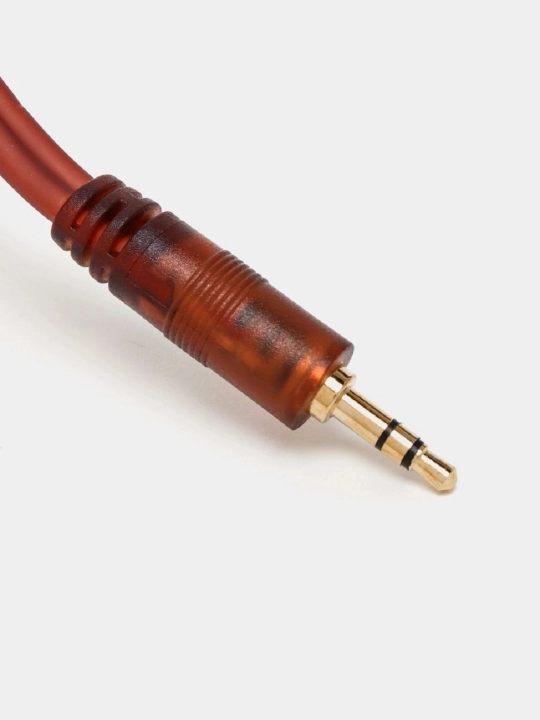Jek kabel AUX. Avtomobil dynamic kuchaytirgich uchun