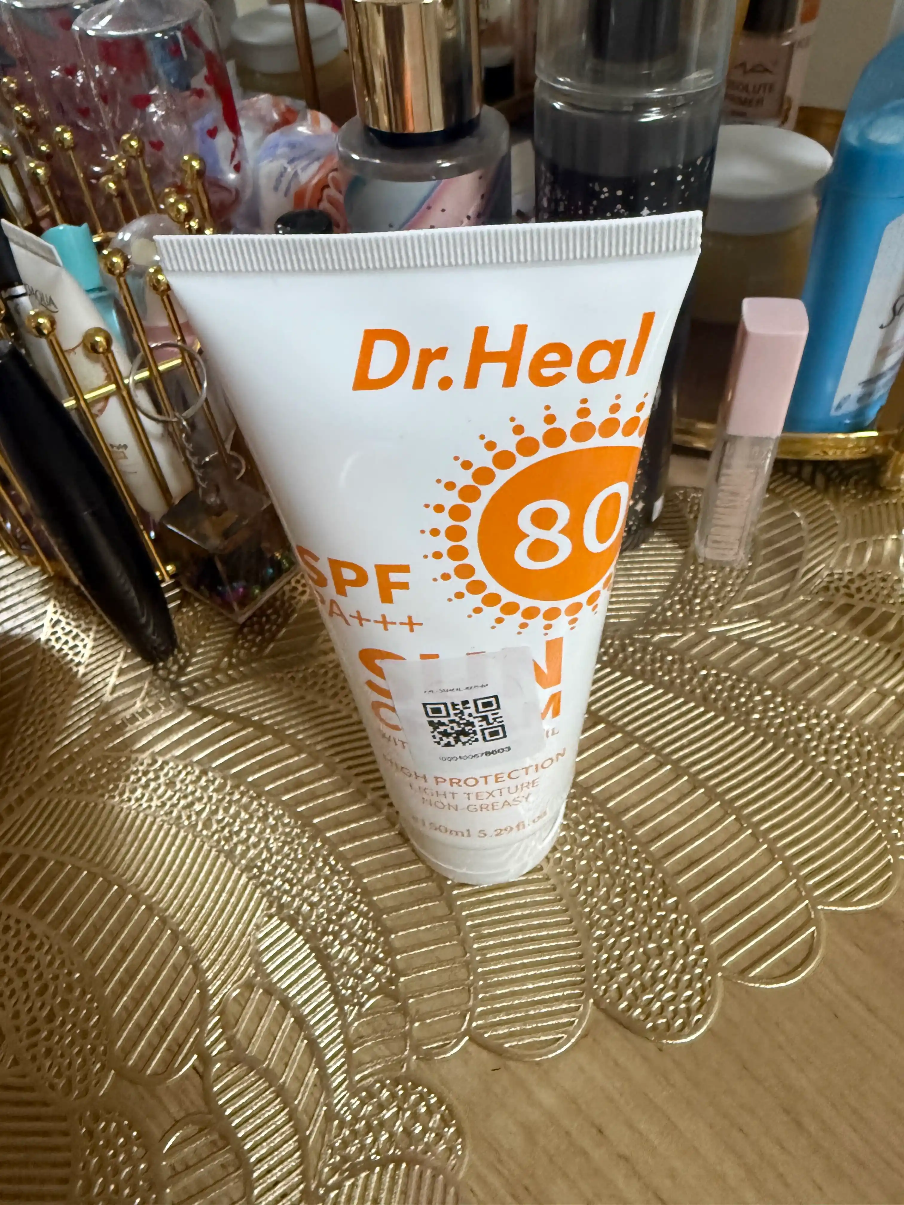 Quyoshdan himoya qiluvchi krem Dr.Heal Sun Cream SPF 80 PA++ E vitamini, kokos moyi 150 ml