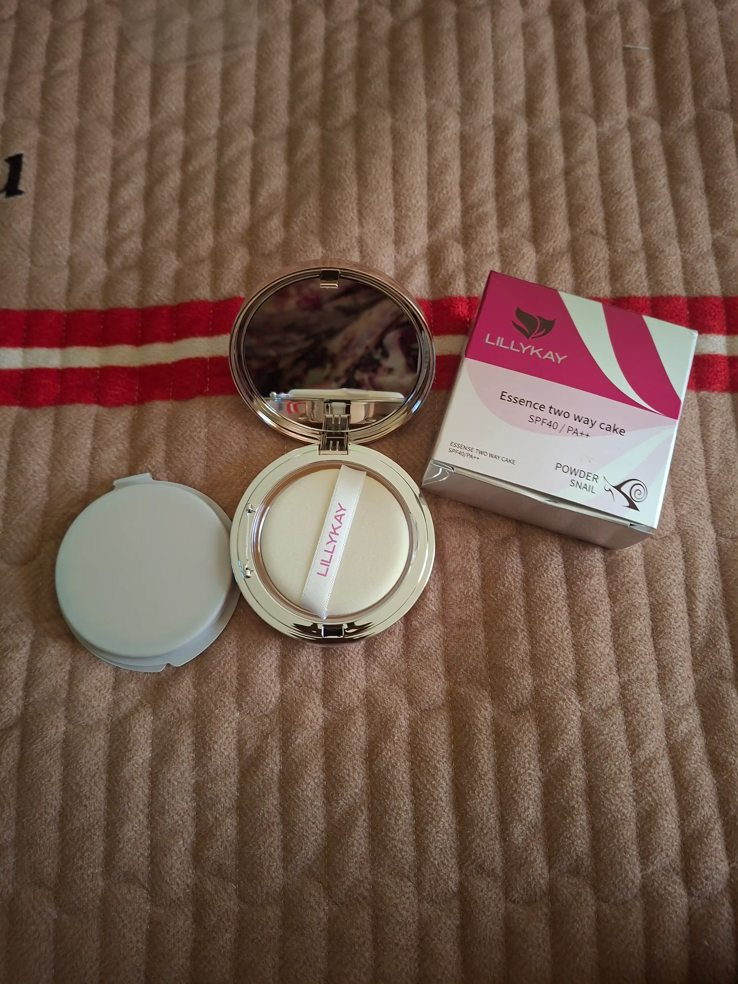 Lillykay Essence Two Way Cake SPF40 PA++ salyangoz mutsinli kompakt pudra