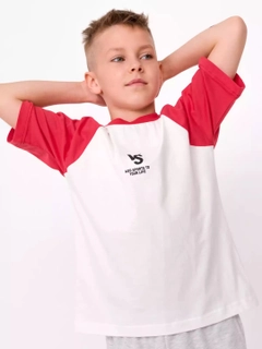Алый