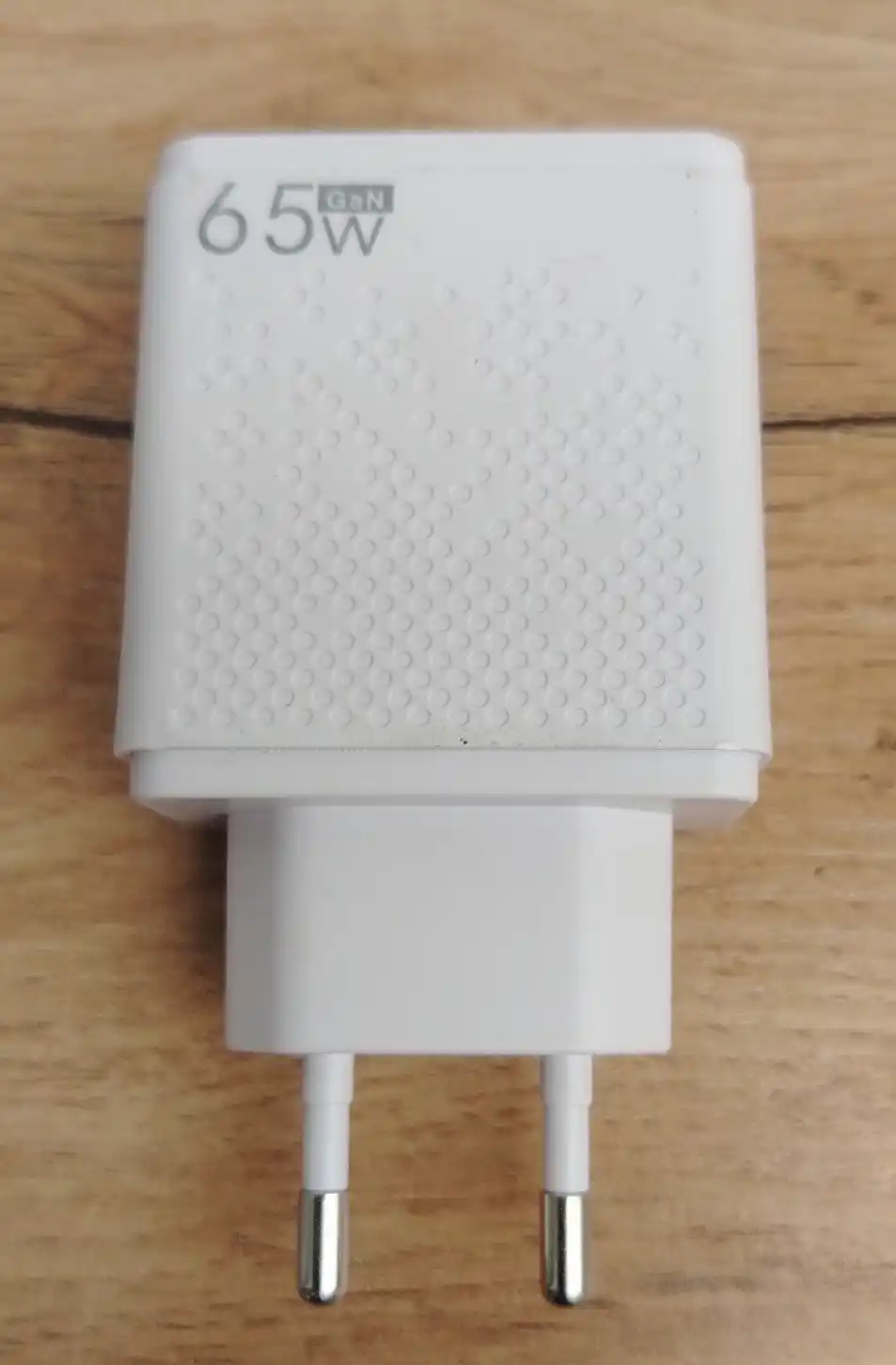 Сетевое зарядное устройство 65W GaN USB-C + USB-A