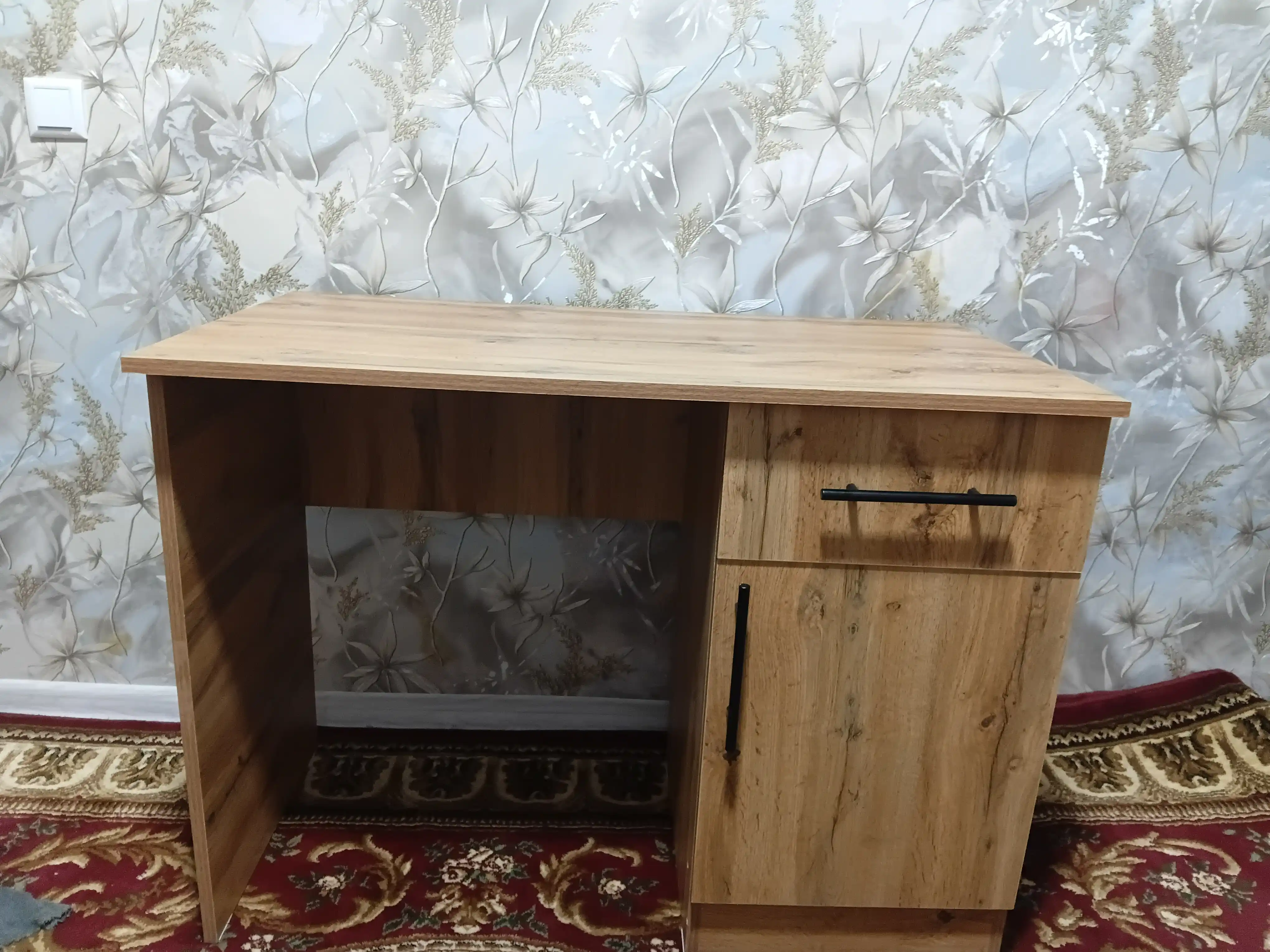 Письменный, компьютерный стол, для дома и офиса, 100*55*75