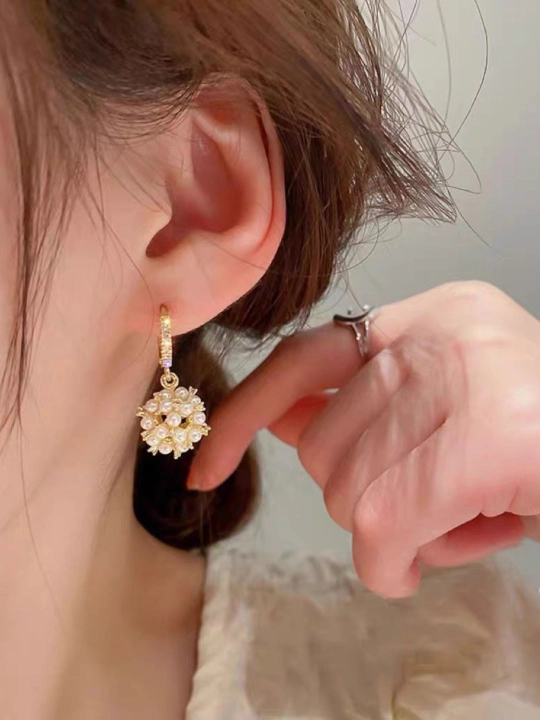 Серьги для женщин