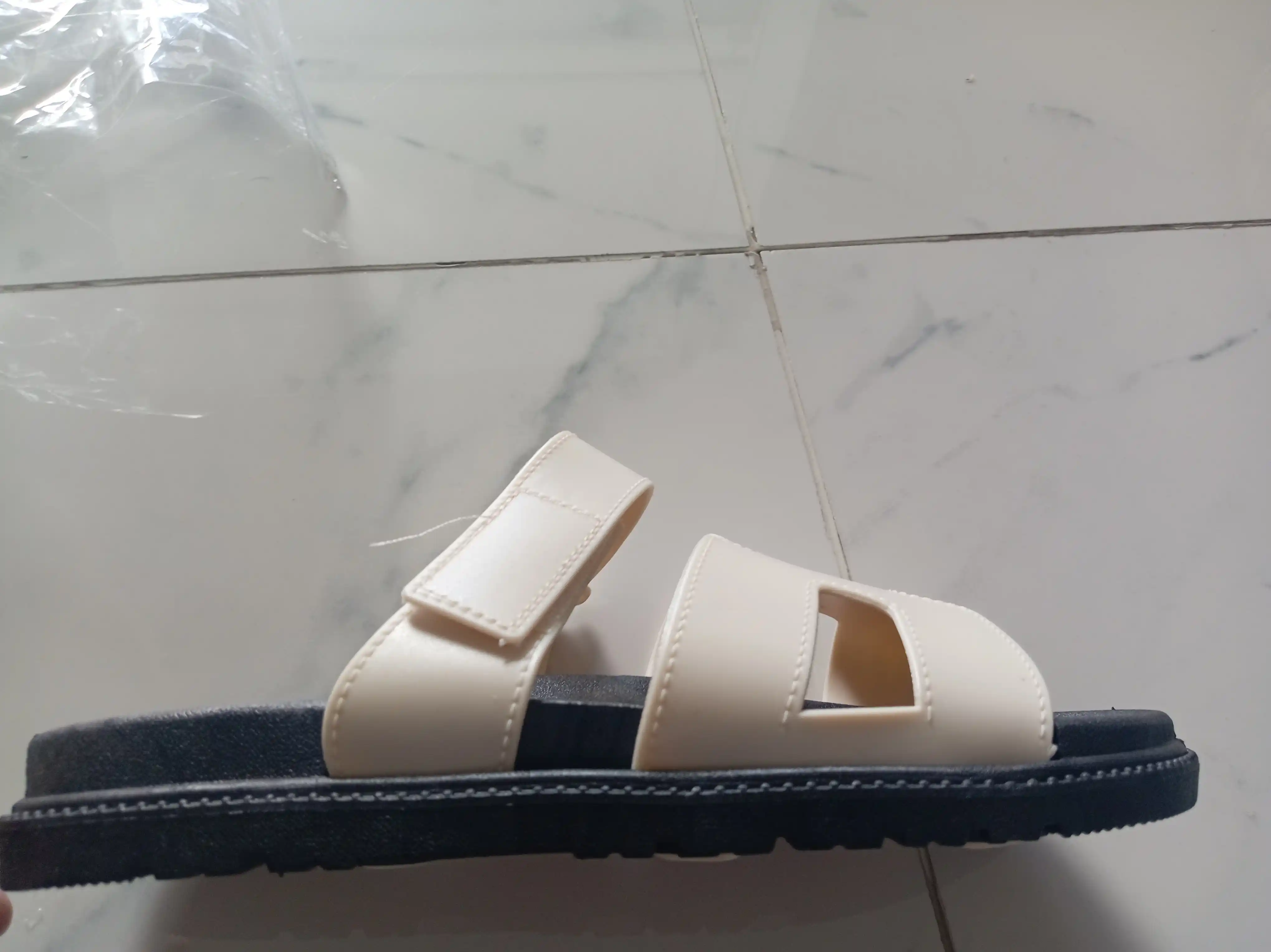 Shippaklar ayollar va qizlar uchun, HERMES, yumshoq, qulay