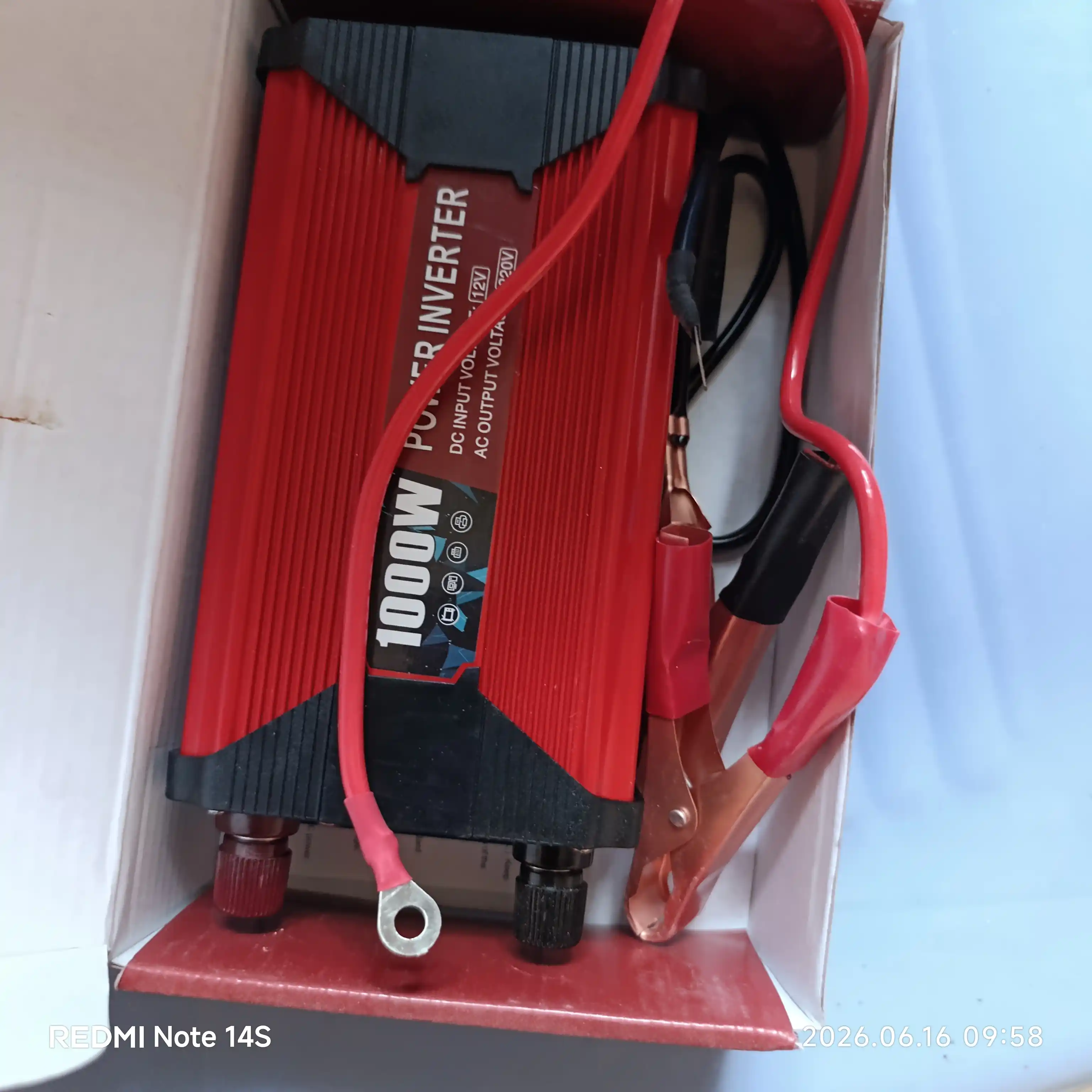 Smart inverter, LCD 12, 24V, 220V, Quyosh panellari va batareyalar uchun