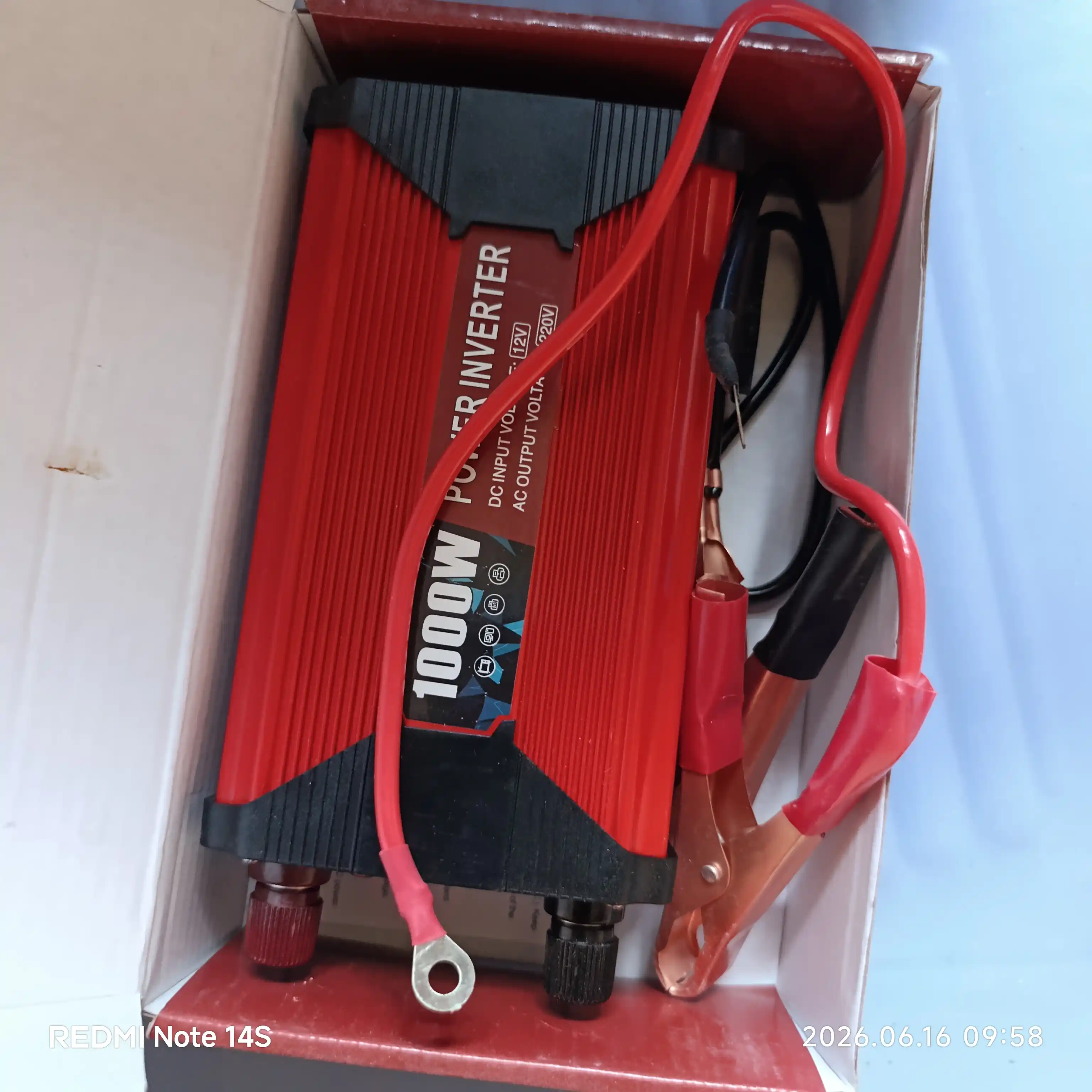 Smart inverter, LCD 12, 24V, 220V, Quyosh panellari va batareyalar uchun