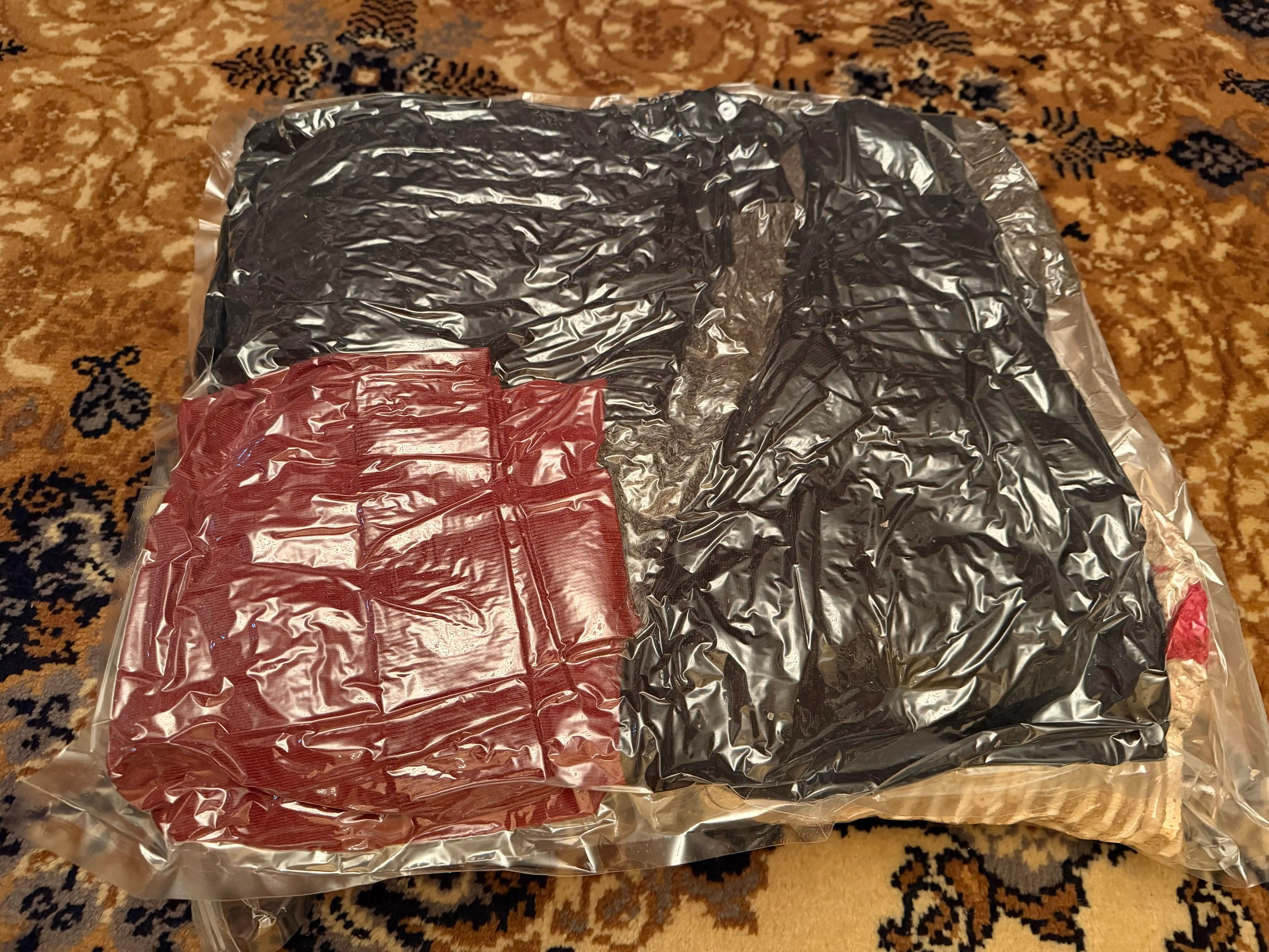 Vakuum paket, kiyim uchun paket, vakuumli saqlash paketi, kiyim saqlash paketi