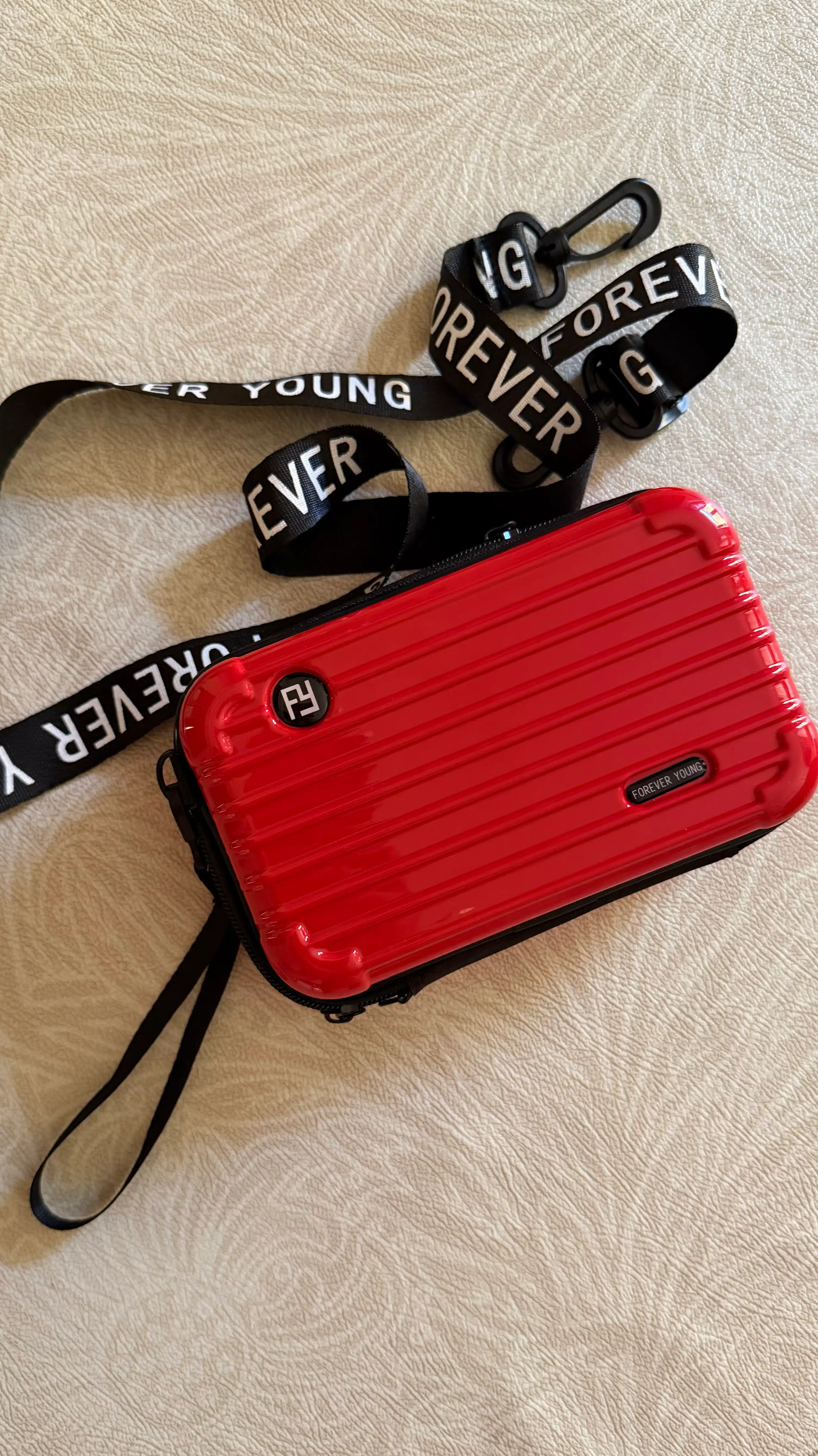 Mini sumka ayollar uchun, krossbody, telefon va kosmetika uchun zamonaviy model