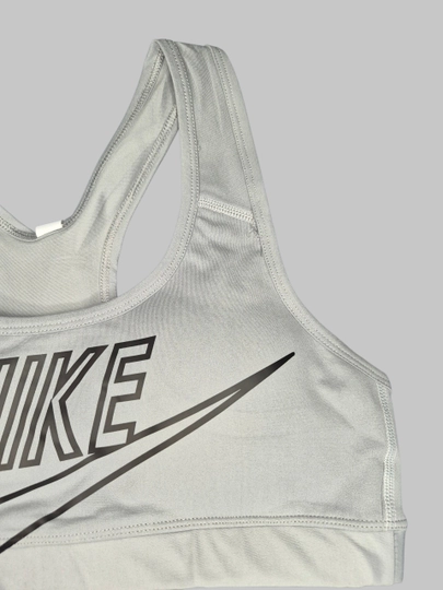 Ayollar sport topi Nike