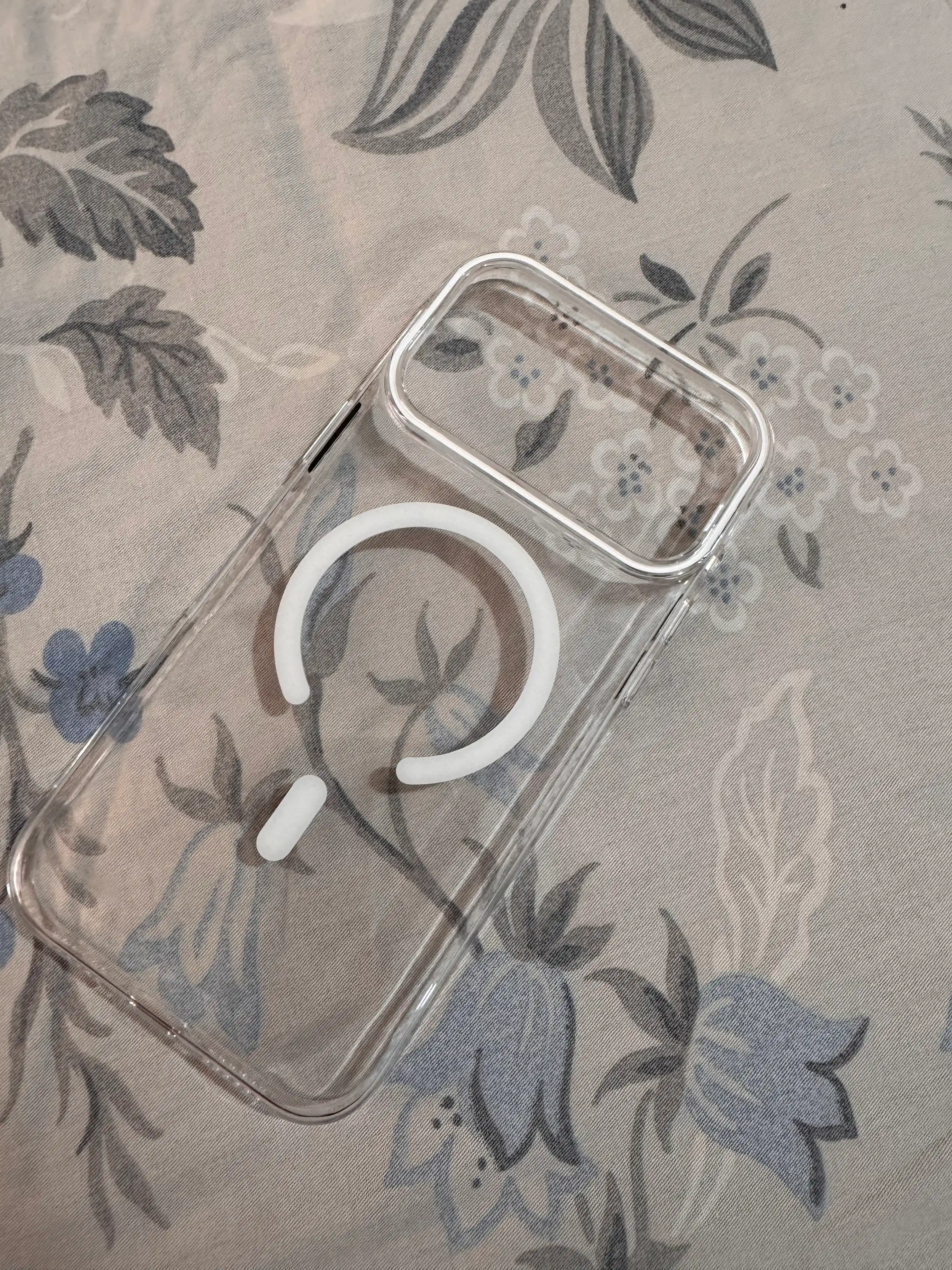 Iphone Magsafe chexol magseyf ayfon gilof g'ilofi, 17 Pro Max