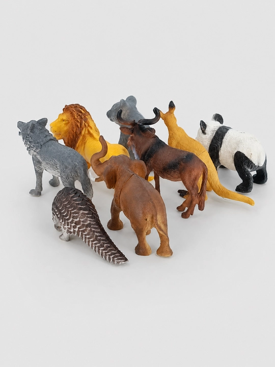Yovvoyi hayvonlar o'yinchoqlar to'plami, 8 ta figura (panda, sher, fil, bo'ri)