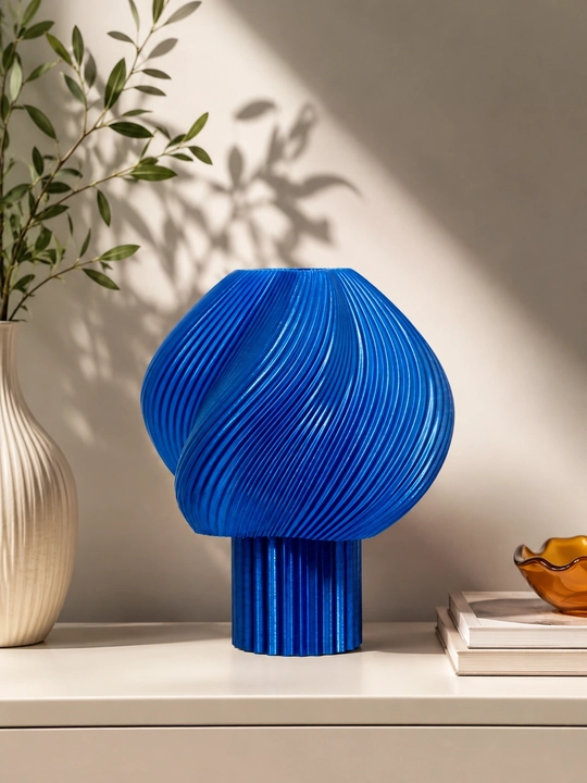Soft Serve Lamp - dizaynerlik 3D printerda yaratilgan dekor chiroq