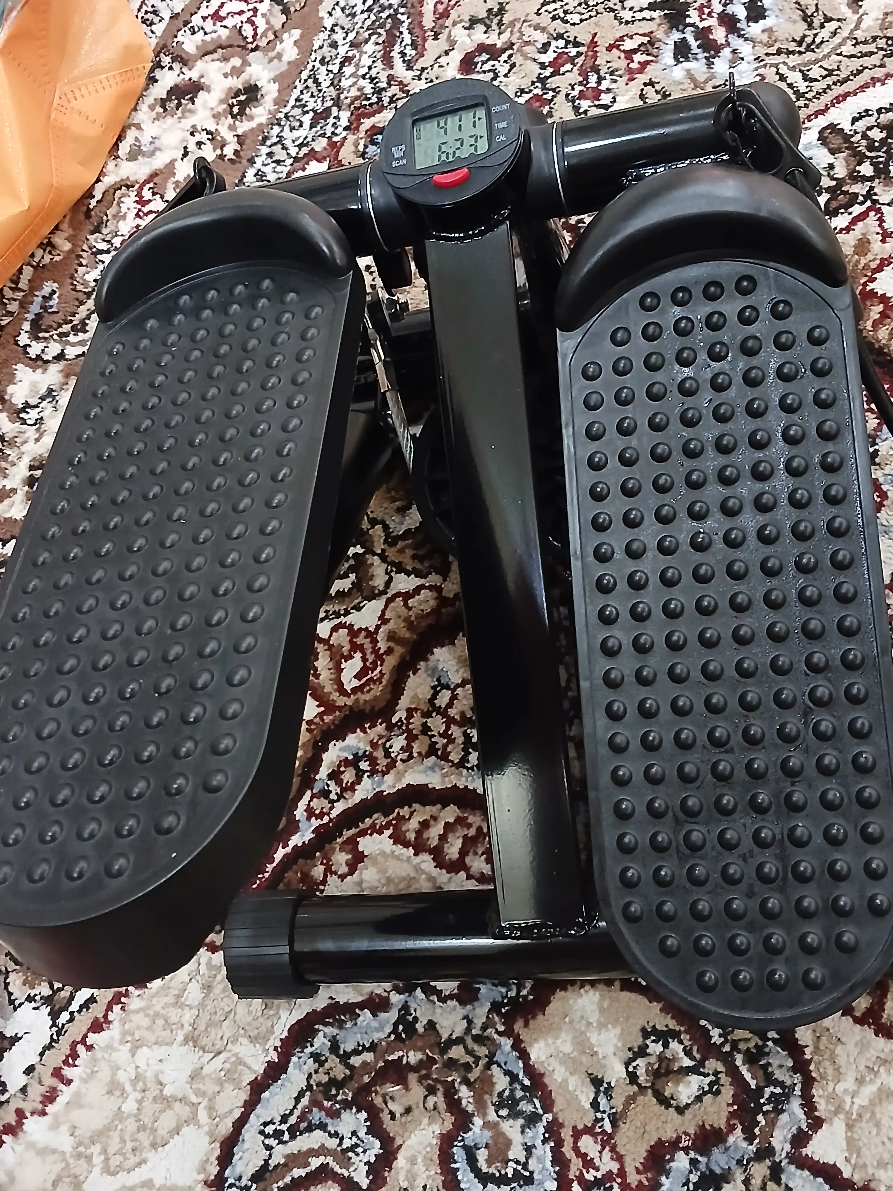 Mini stepper espanderlar bilan, 11 daraja, 120 kg gacha