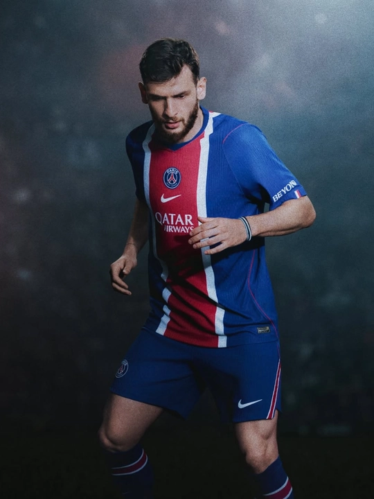 Futbol forma PSG yangi 2026/27 mavsum - 