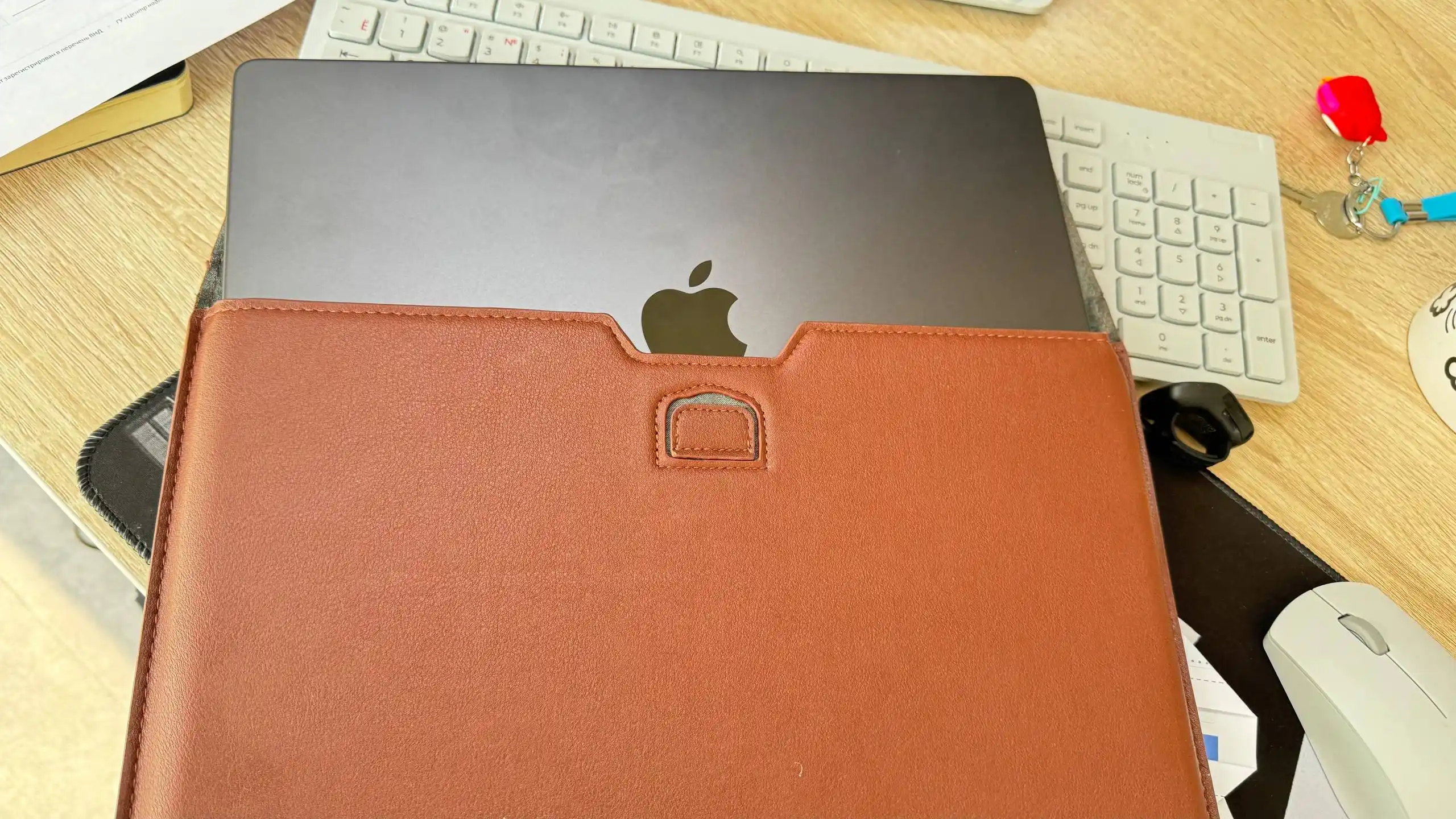 Чехол, cумка для ноутбука и Macbook Air/Pro/13/15, кожаный