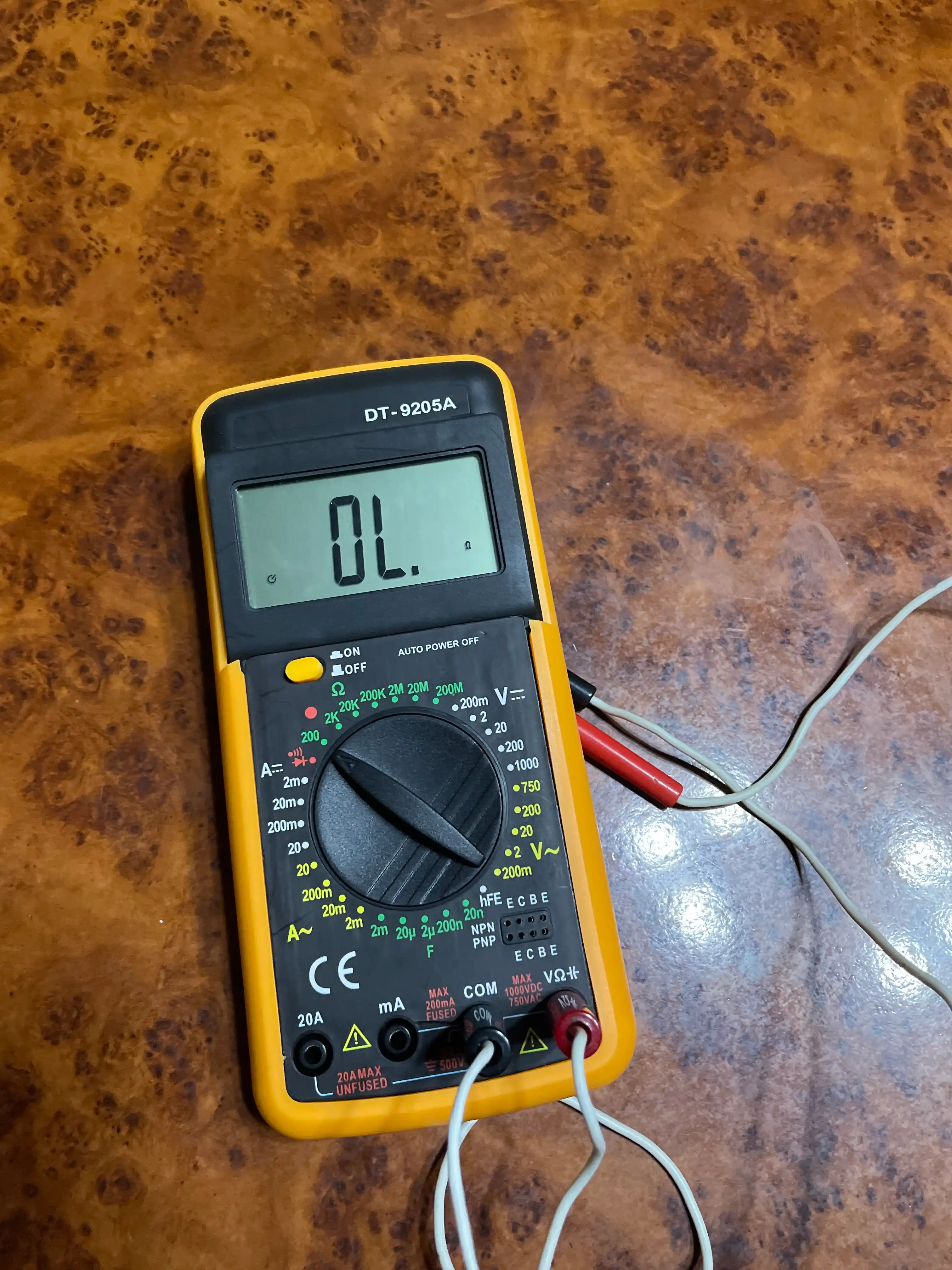 DT-9208A цифровой мультиметр – измеритель напряжения, тока и сопротивления