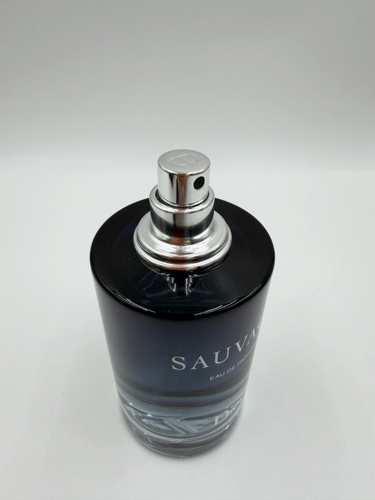 Christian Dior Sauvage 100 мл – мужской парфюм со свежим пряным и древесным ароматом