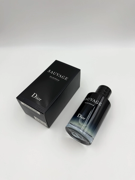 Christian Dior Sauvage 100 мл – мужской парфюм со свежим пряным и древесным ароматом