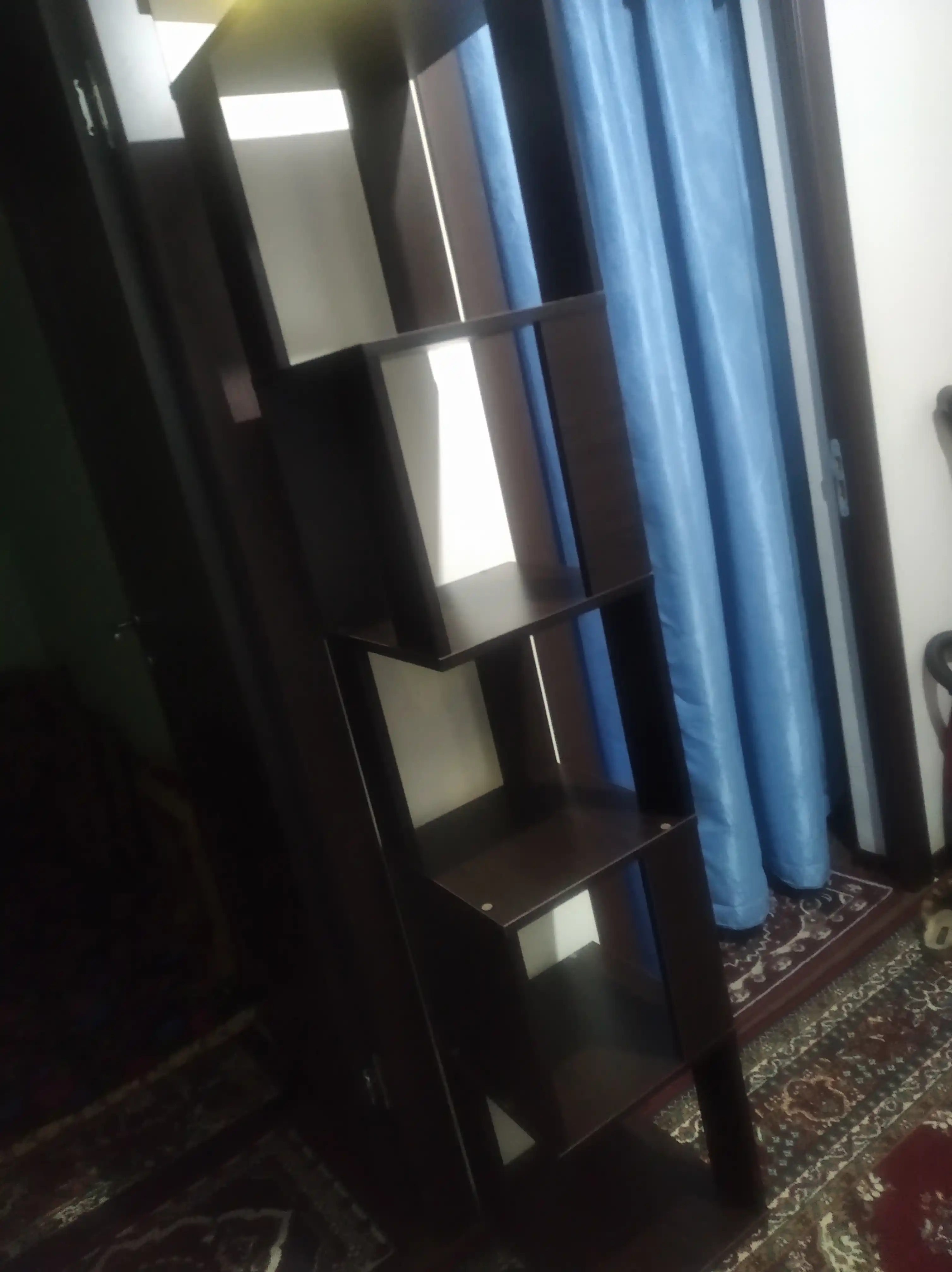Kitob, gullar, sovg'alar uchun tokcha FAR2