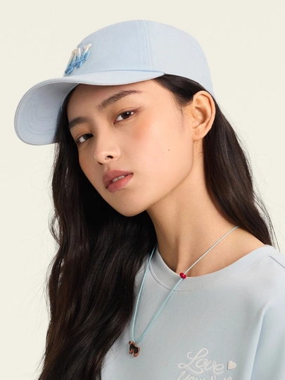 Бейсболка Li-Ning AMYW123 — износостойкая, дышащая, с регулируемым размером