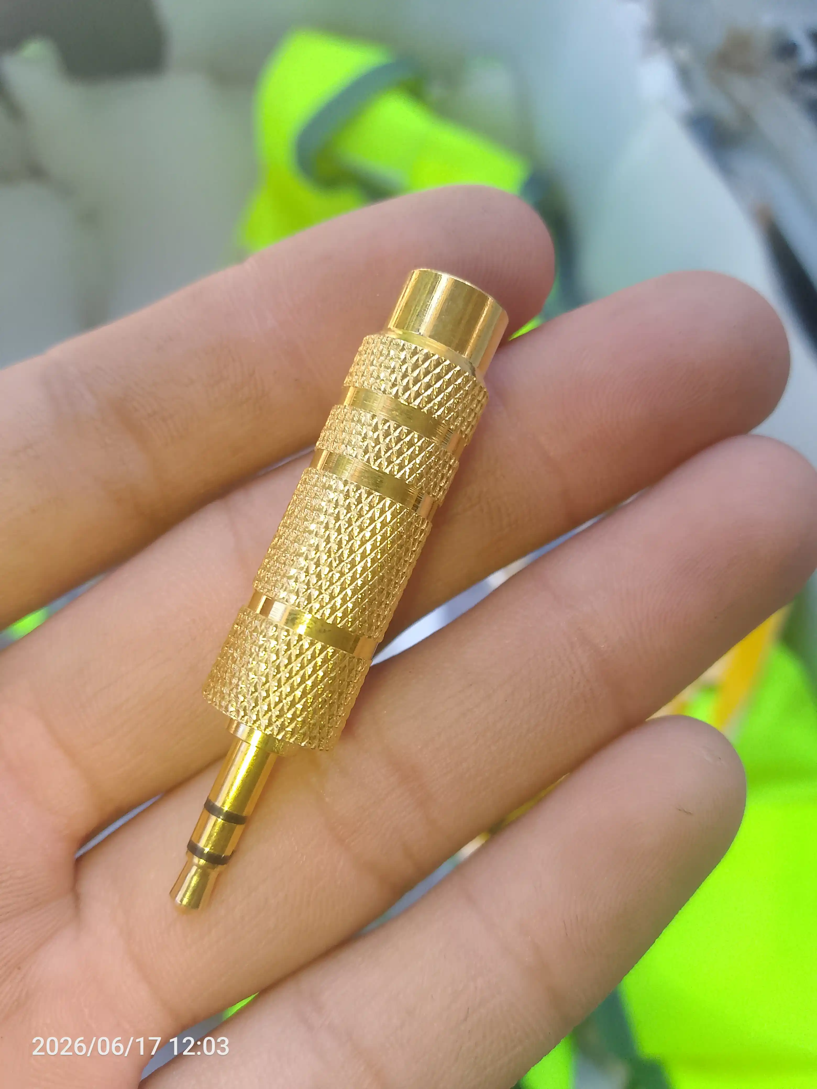 🎧 3.5 mm (Mini Jack) → 6.3 mm (Jack) stereo adapter