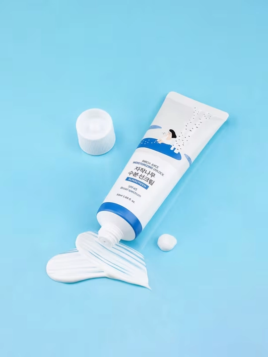 ROUND LAB Birch Juice Moisturizing Sun Cream SPF50+ PA++++ Солнцезащитный крем