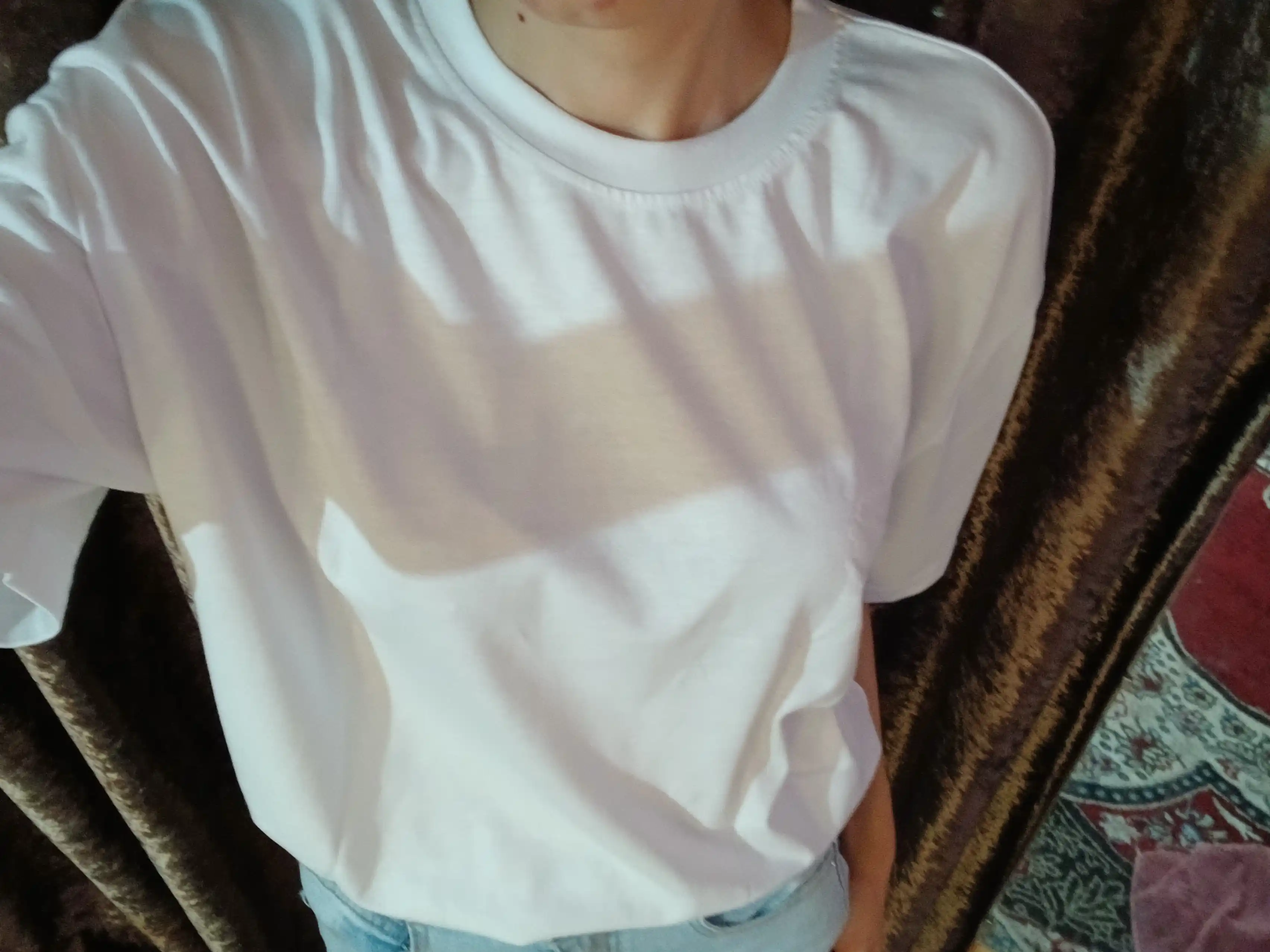 Erkaklar uchun ham, ayollar uchun ham mos katta o‘lchamdagi oddiy unisex futbolka, 1 dona