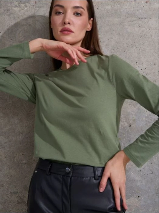 Elegant Fit ayollar uzun yengi - yumshoq mato