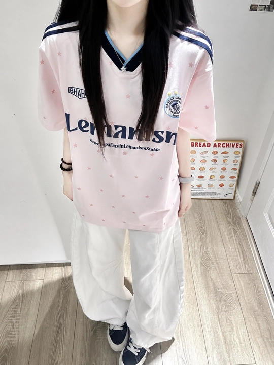 Ayollar uchun sport uslubidagi zamonaviy jersi futbolka, oversayz futbolka, kofta