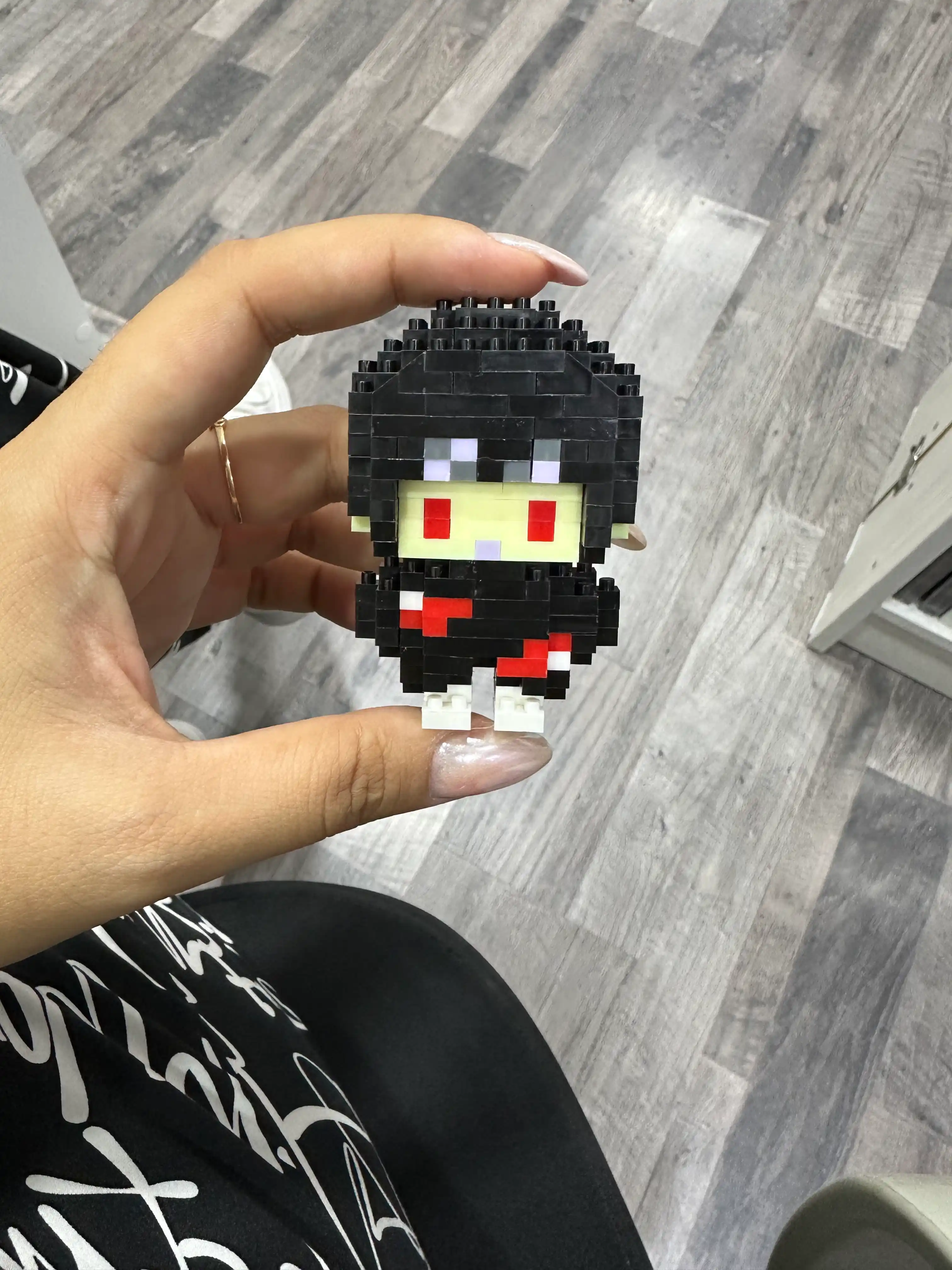Konstruktor-o'yinchoq 3D anime Naruto, mini bloklardan lego figurkalar kolleksiyasi
