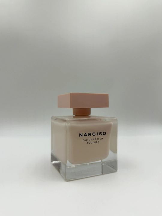 Narciso Rodriguez Narciso Poudrée Eau de Parfum 90 мл – женский пудровый цветочный аромат