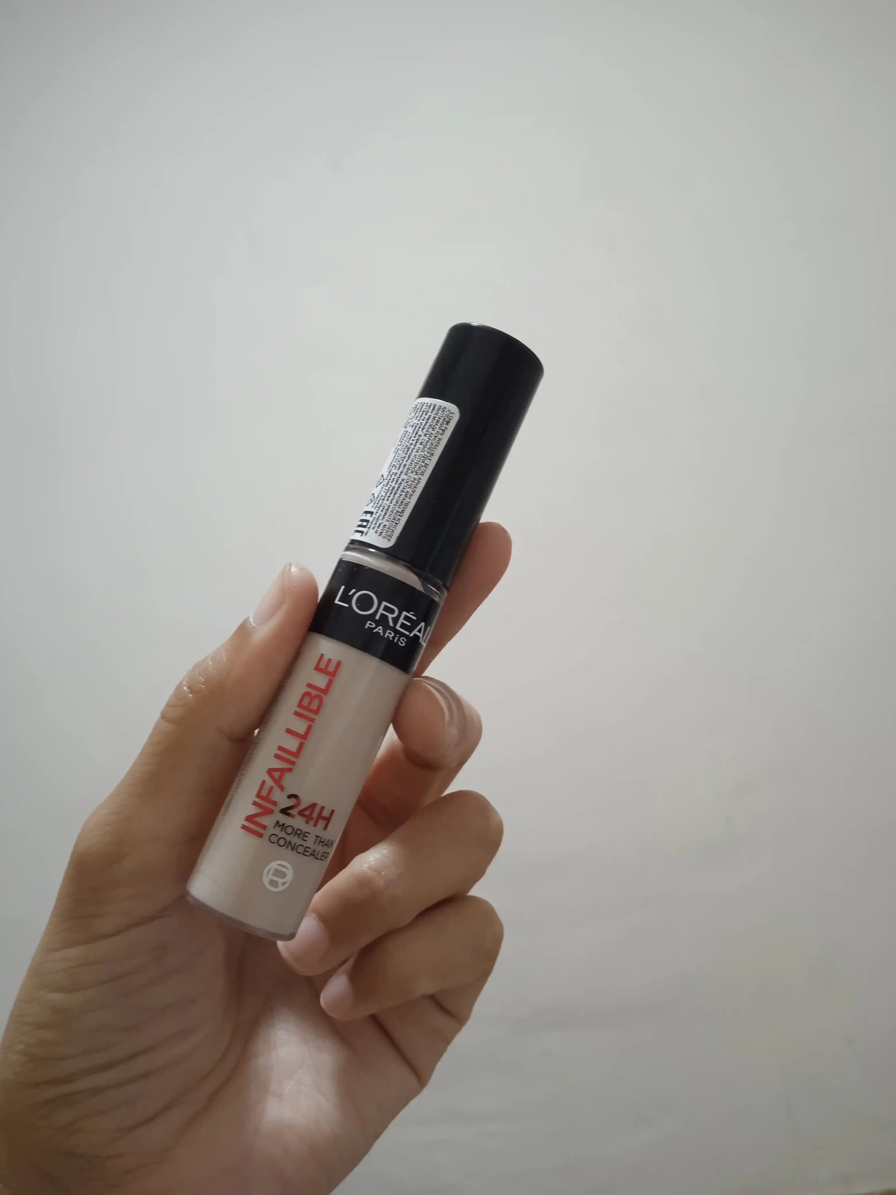 Консилер для лица L'Oreal Paris Infaillible 24H, тон 320
