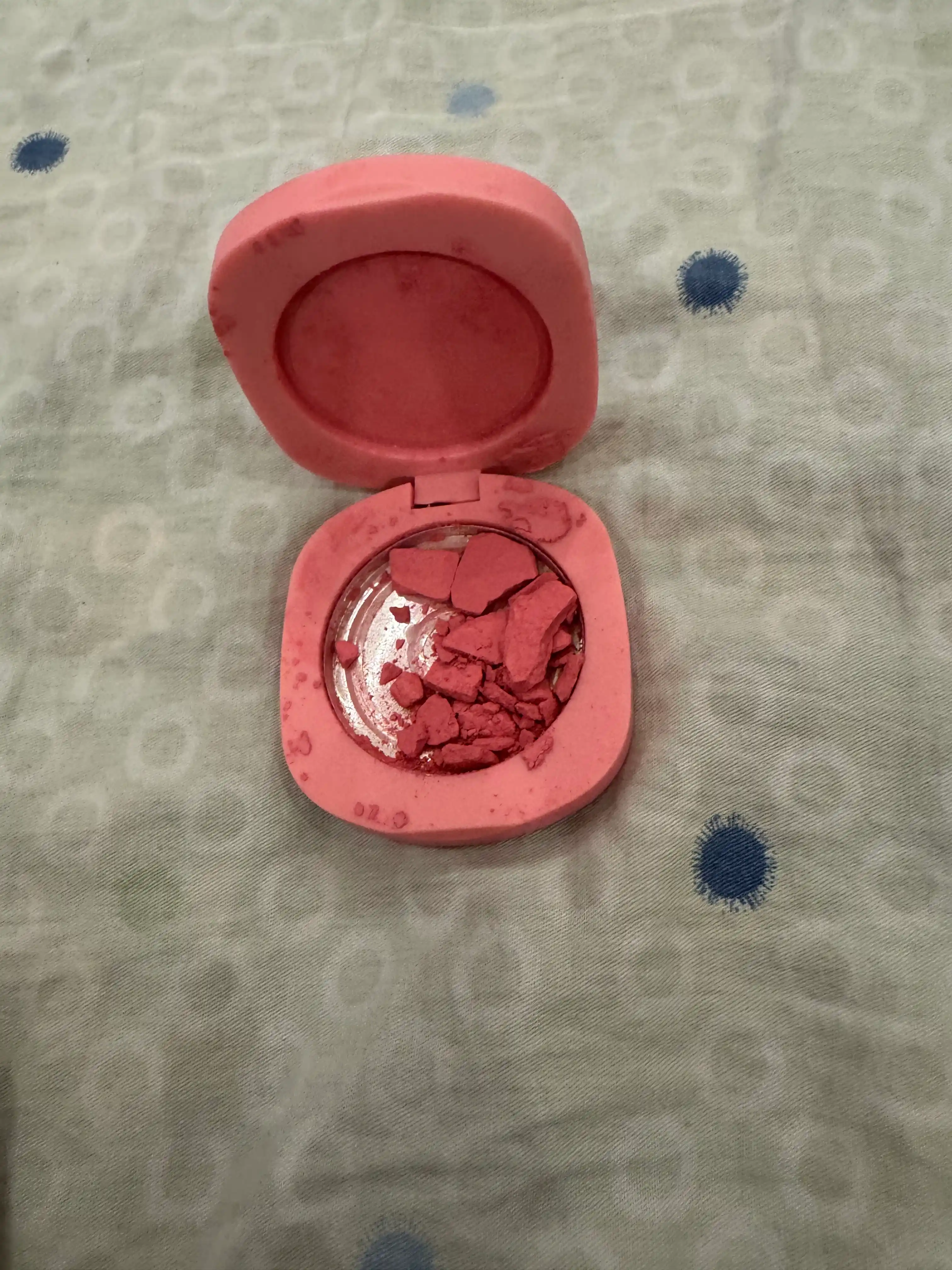 Vivienne Sabo Blush macaron Матовые румяна для лица