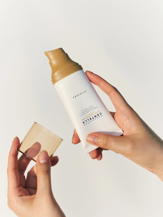 Quyoshdan himoya qiluvchi krem Skin1004 Madagascar Centella, SPF50+, PA++++, 50 ml