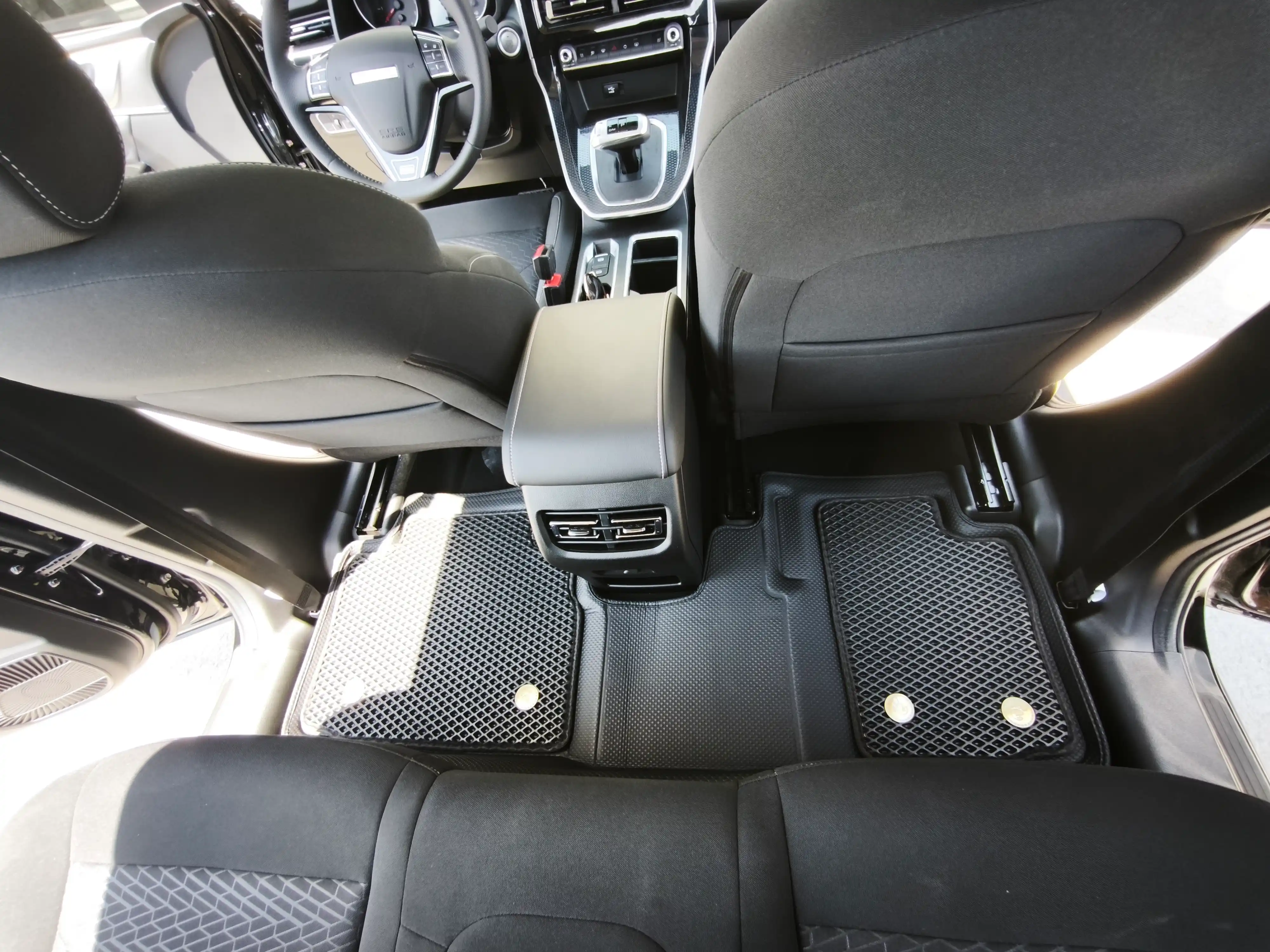 EVA+7Davtomobil kovrik polik Cobalt,Lacetti,Damas,Nexia,Damas,Sonet,BYD,Haval,KIA gilamcha