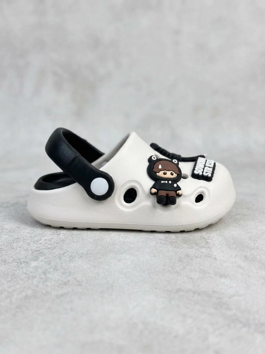 Bear Street Style — o‘g‘il bolalar uchun trenddagi sabolar
