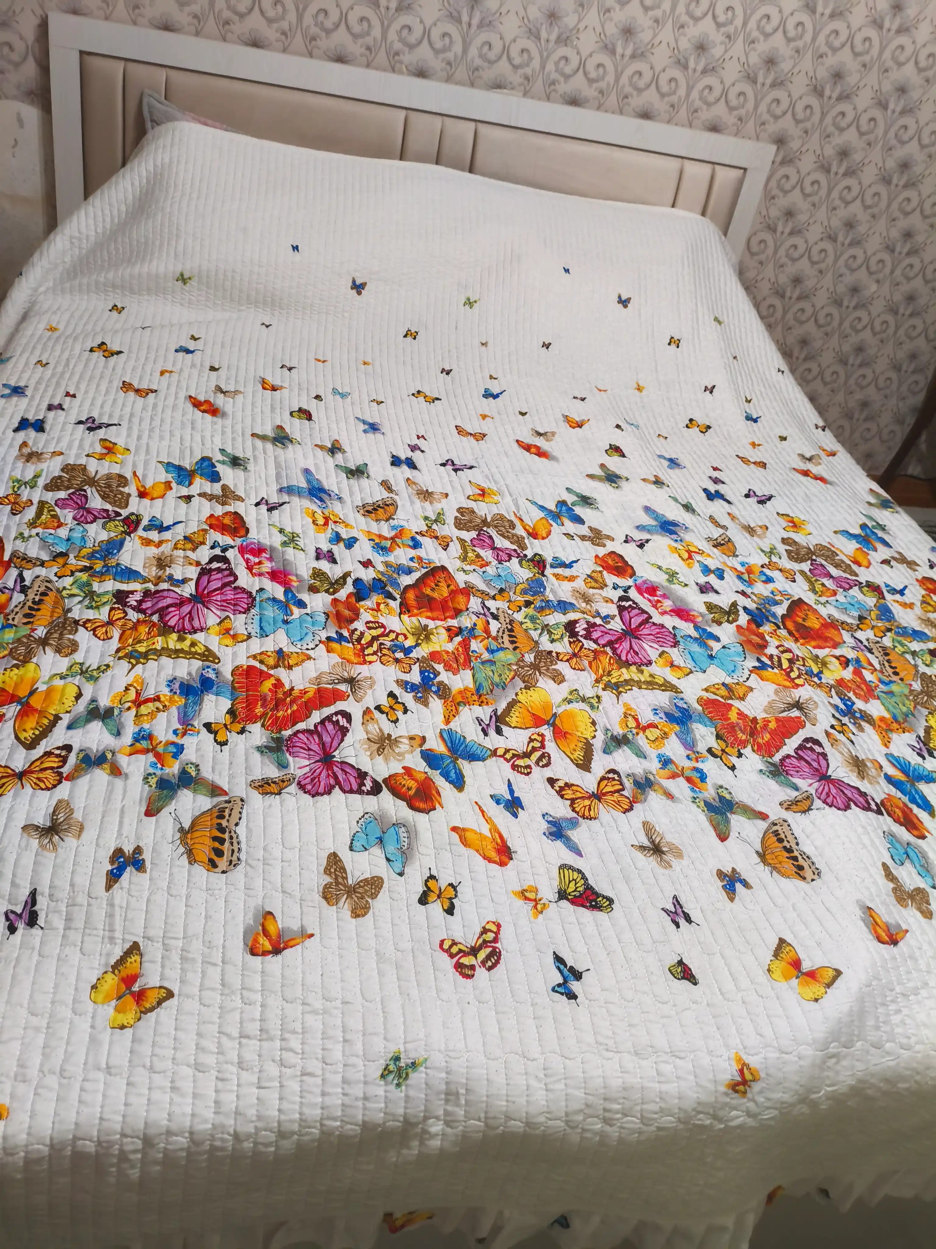 Ikki kishilik krovat 200×160 sm, qulay va mustahkam model