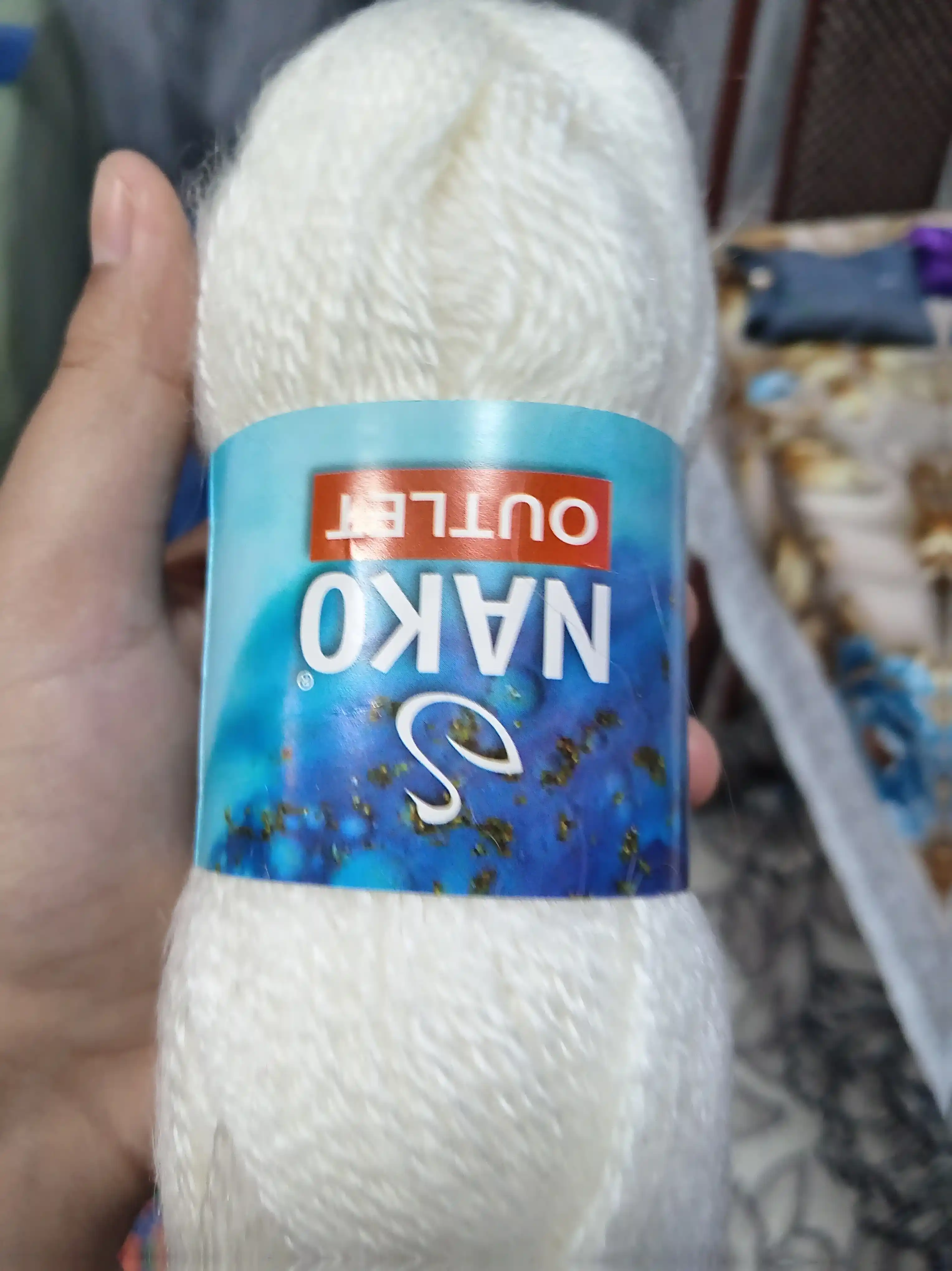 Пряжя Nako Outlet - плотная вязка,100% акрил, 250 м, 50 г (+- 5 г, 10%+-),в упаковке 1 шт