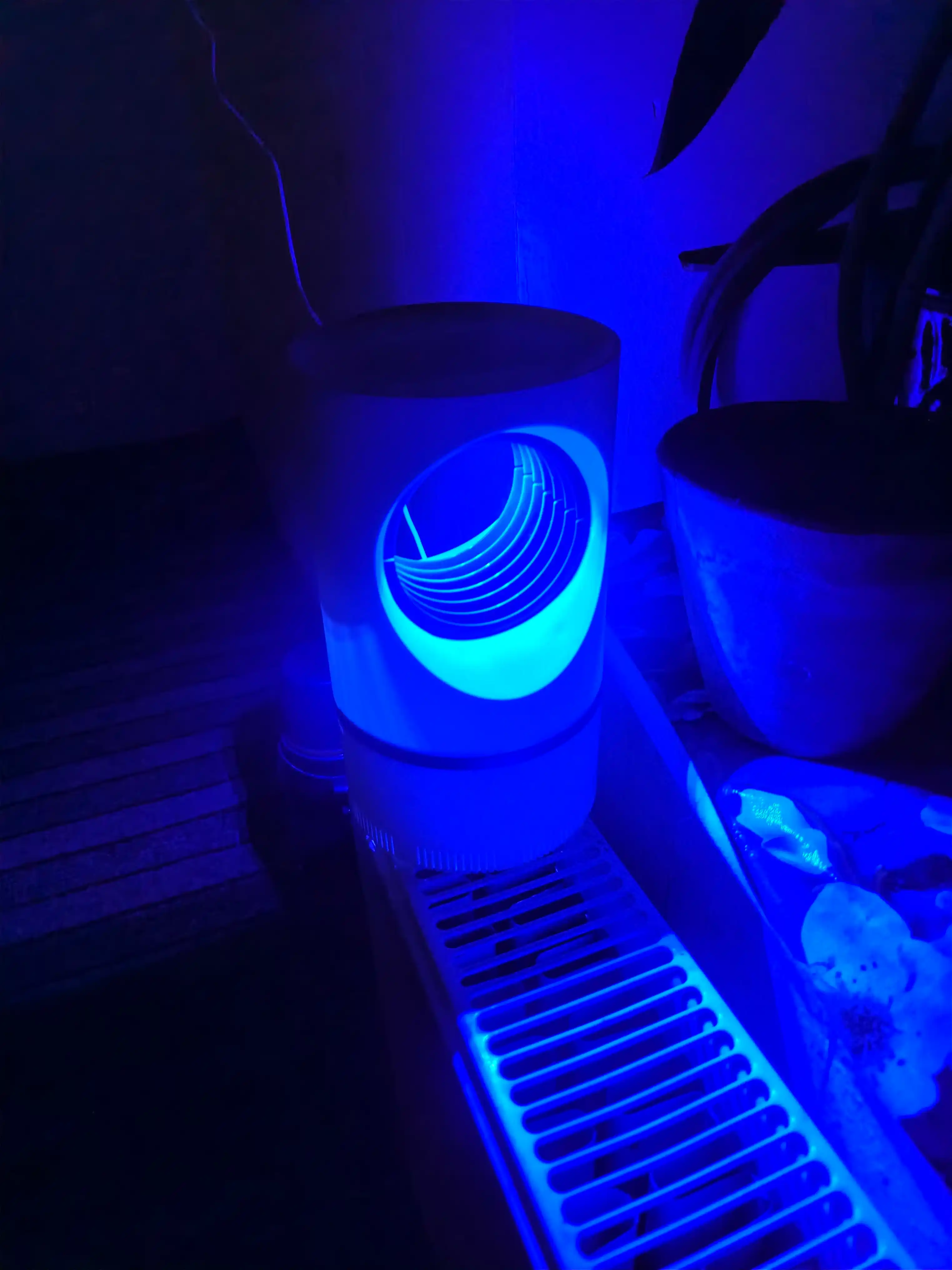 Ловушка для комаров электрическая с LED подсветкой и вентилятором, бесшумная, без химии