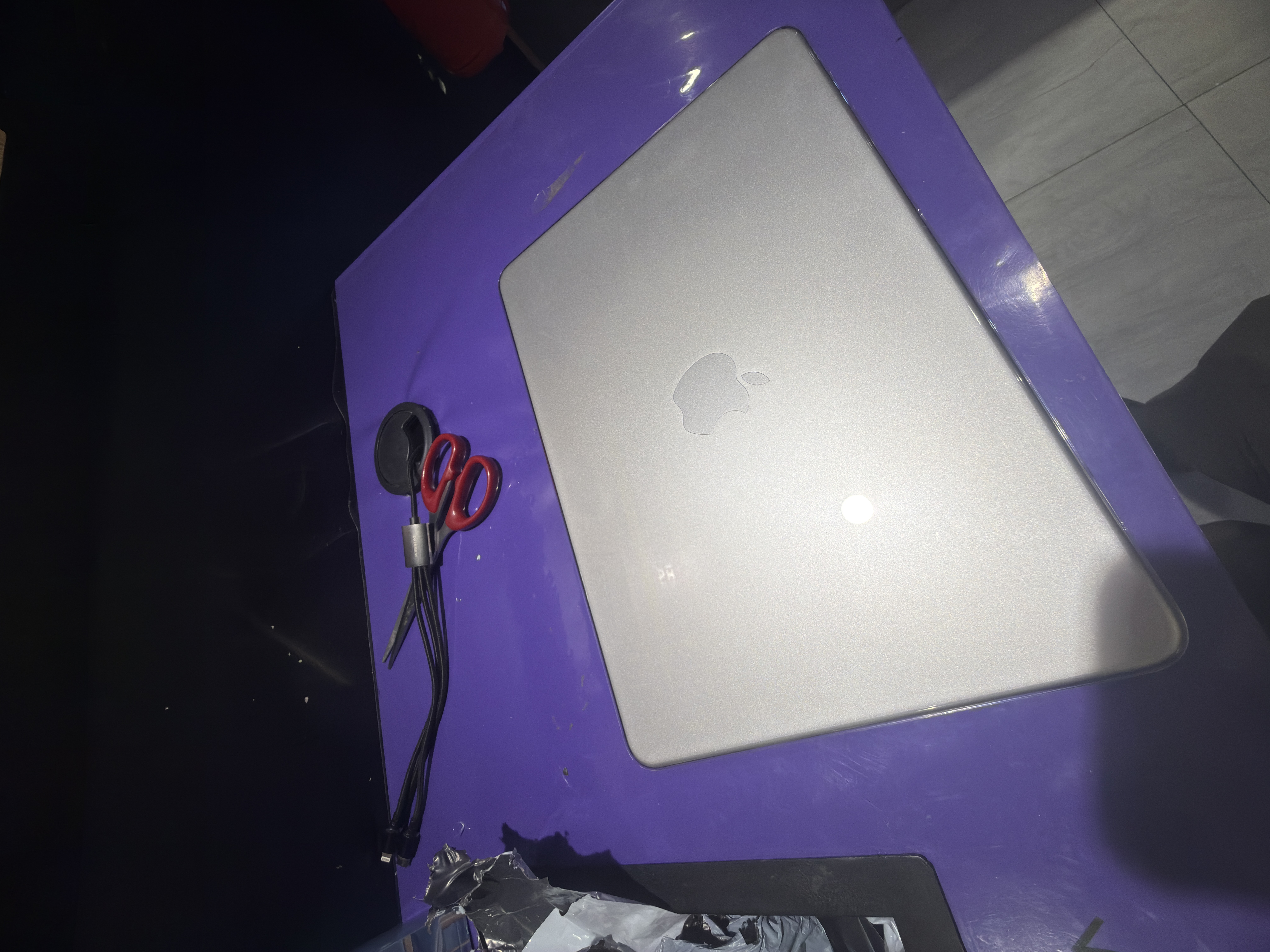 Чехол для MacBook Neo 2026 прозрачный ,тонкий,  легкий, ударопрочный