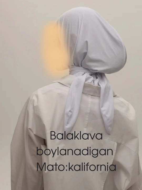 Romol tagidan boni, balakava boylanadigan, shapka uchburchak boylandigan va podborodokli
