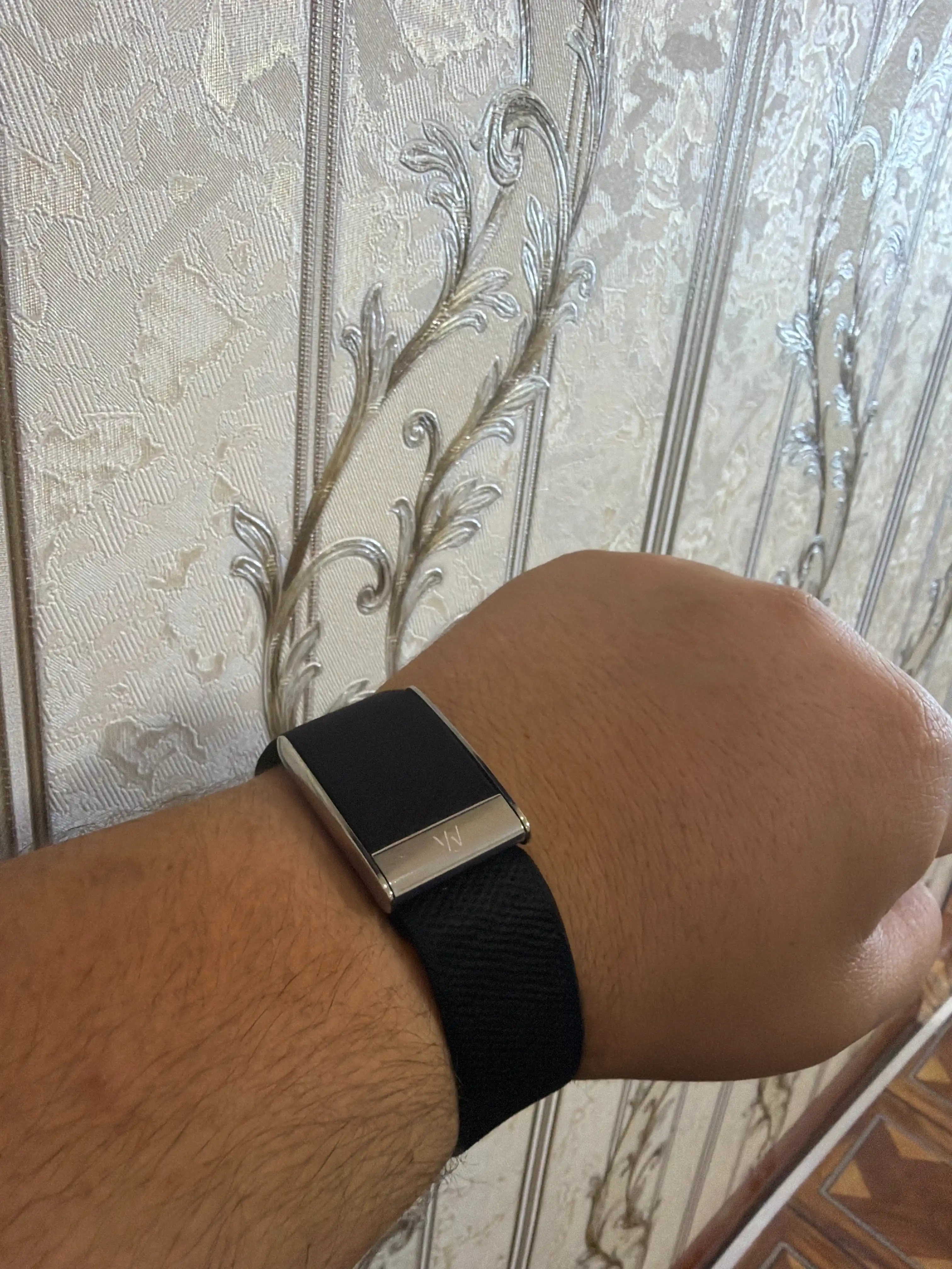 Фитнес-браслет Whoop 5.0 Life MG черный, + 12 месяцев подписки в комплекте
