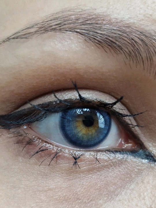 CRYSTAL BLUE Rangli kontakt linzalari, moviy rang, BC 8.6, DIA 14.5, 12 oy