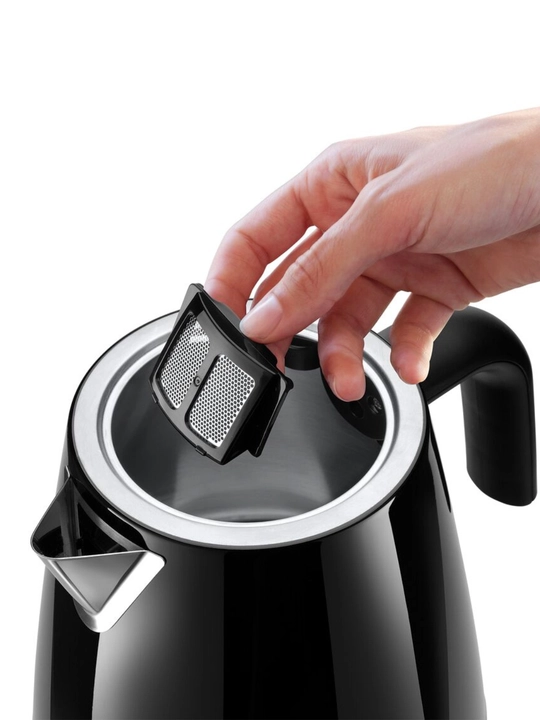 Чайник De'Longhi KBY2011, коллекция Eclettica, 1.7 л, 2000 Вт, нержавеющая сталь